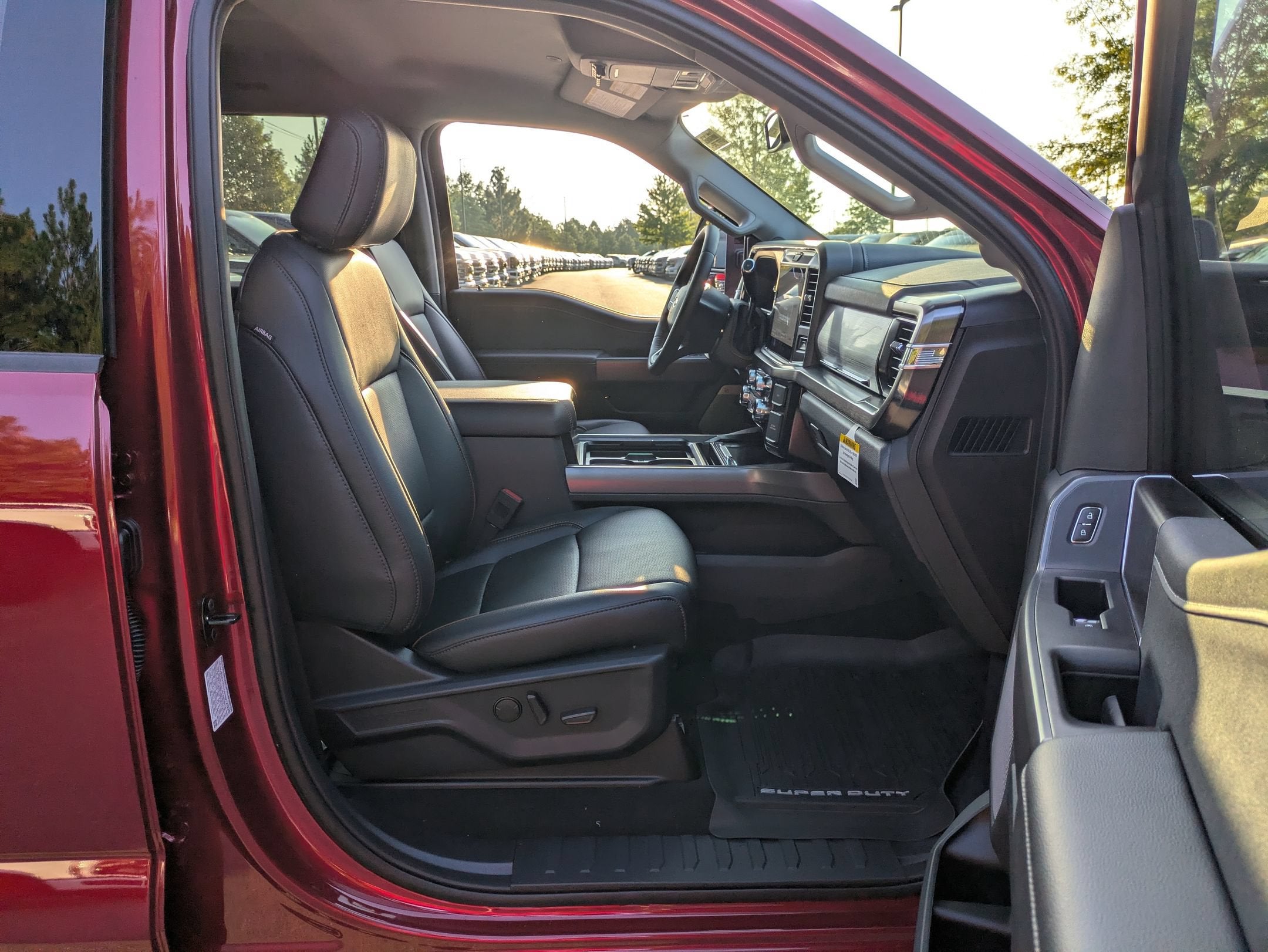 2026 Ford Super Duty F-250 SRW LARIAT