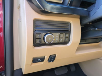 2027 Ford Super Duty F-250 SRW LARIAT