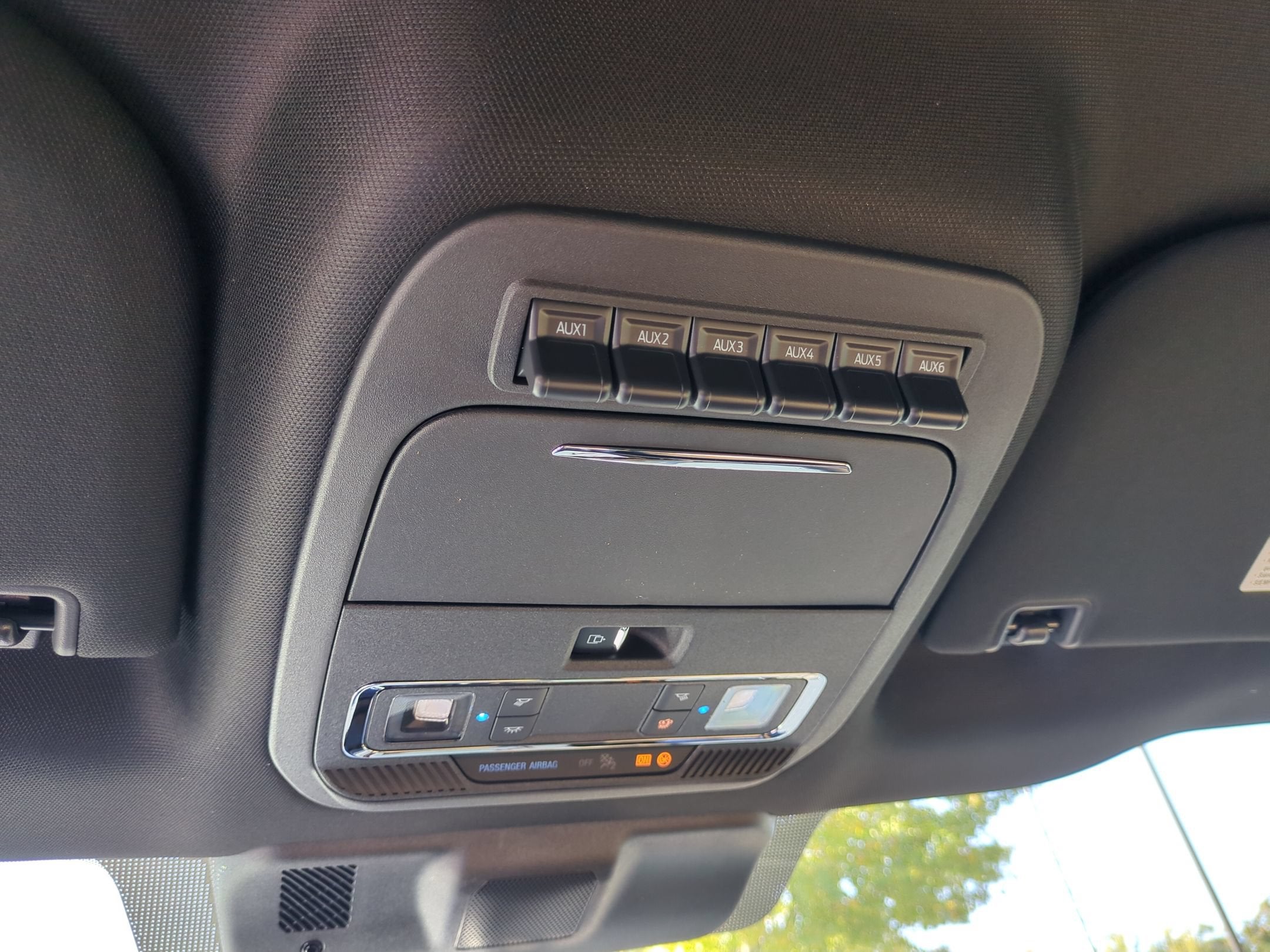 2027 Ford Super Duty F-250 SRW LARIAT