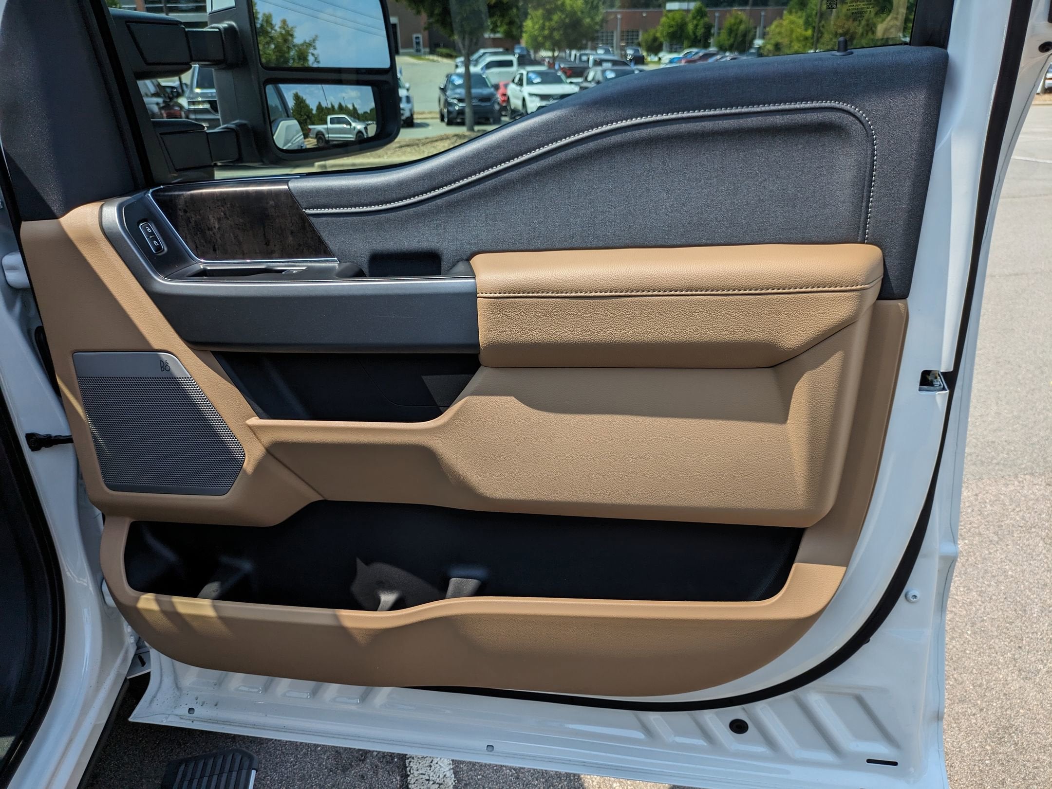 2025 Ford Super Duty F-250 SRW LARIAT