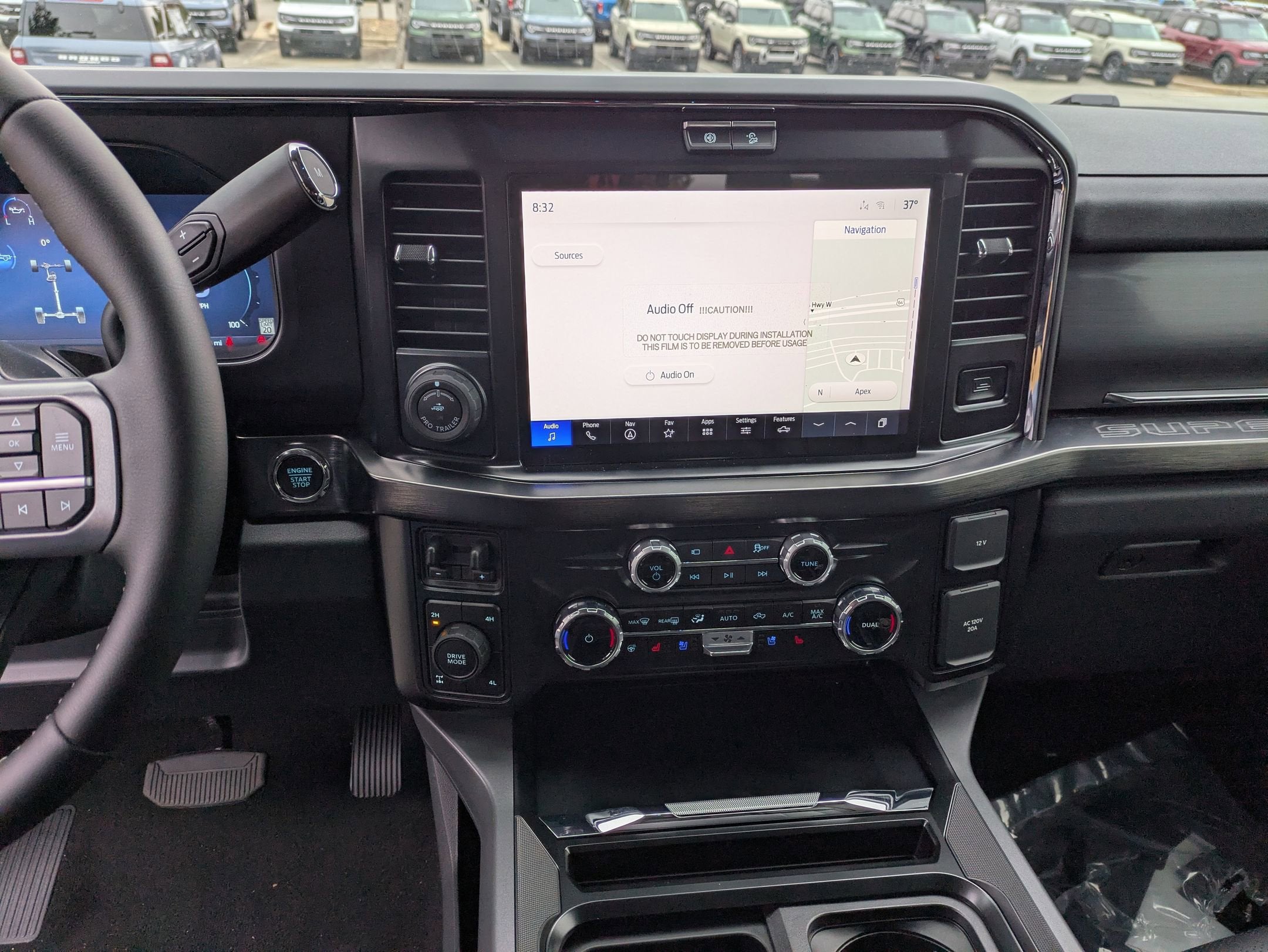 2026 Ford Super Duty F-250 SRW LARIAT