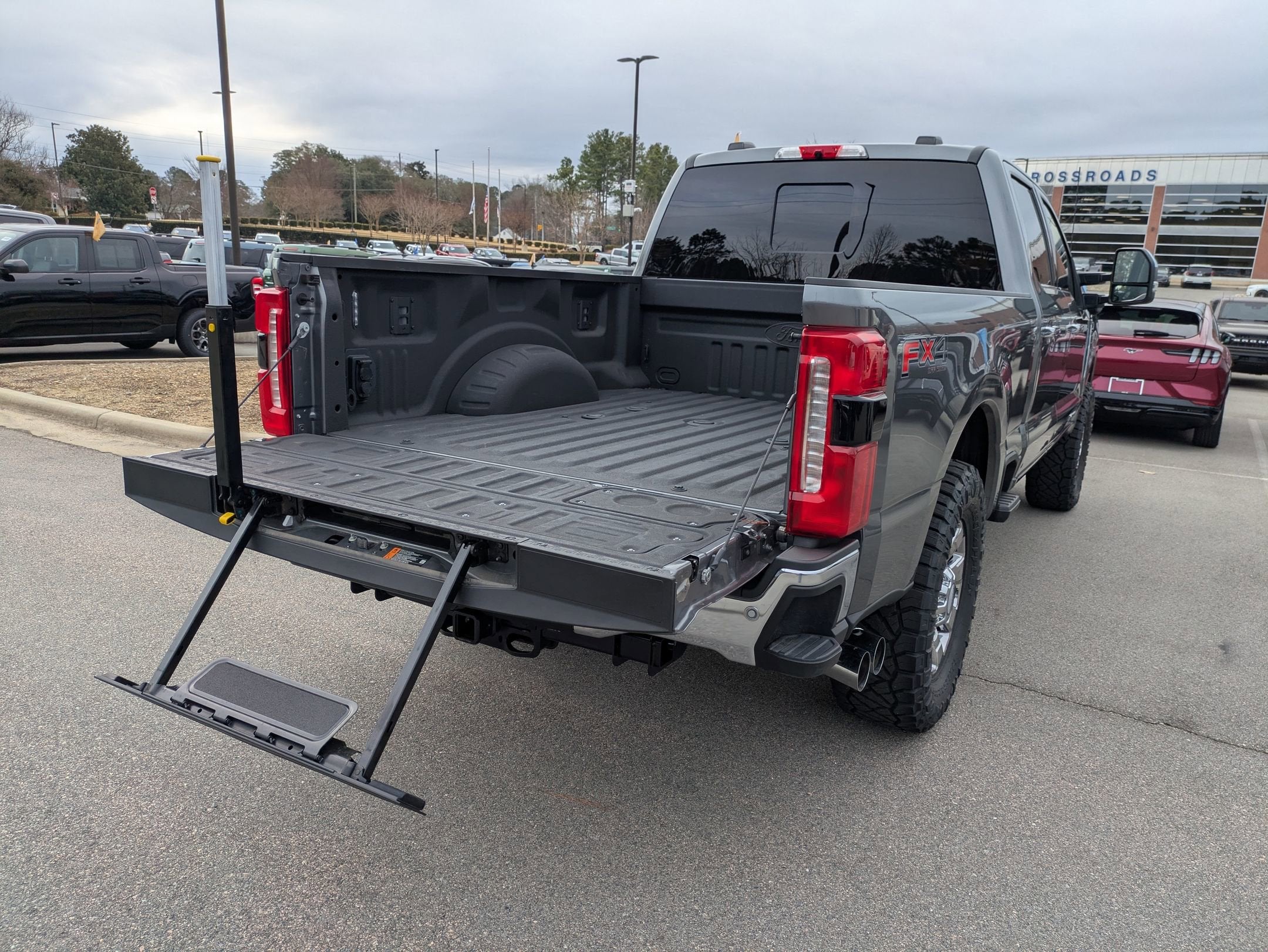2024 Ford Super Duty F-250 SRW LARIAT