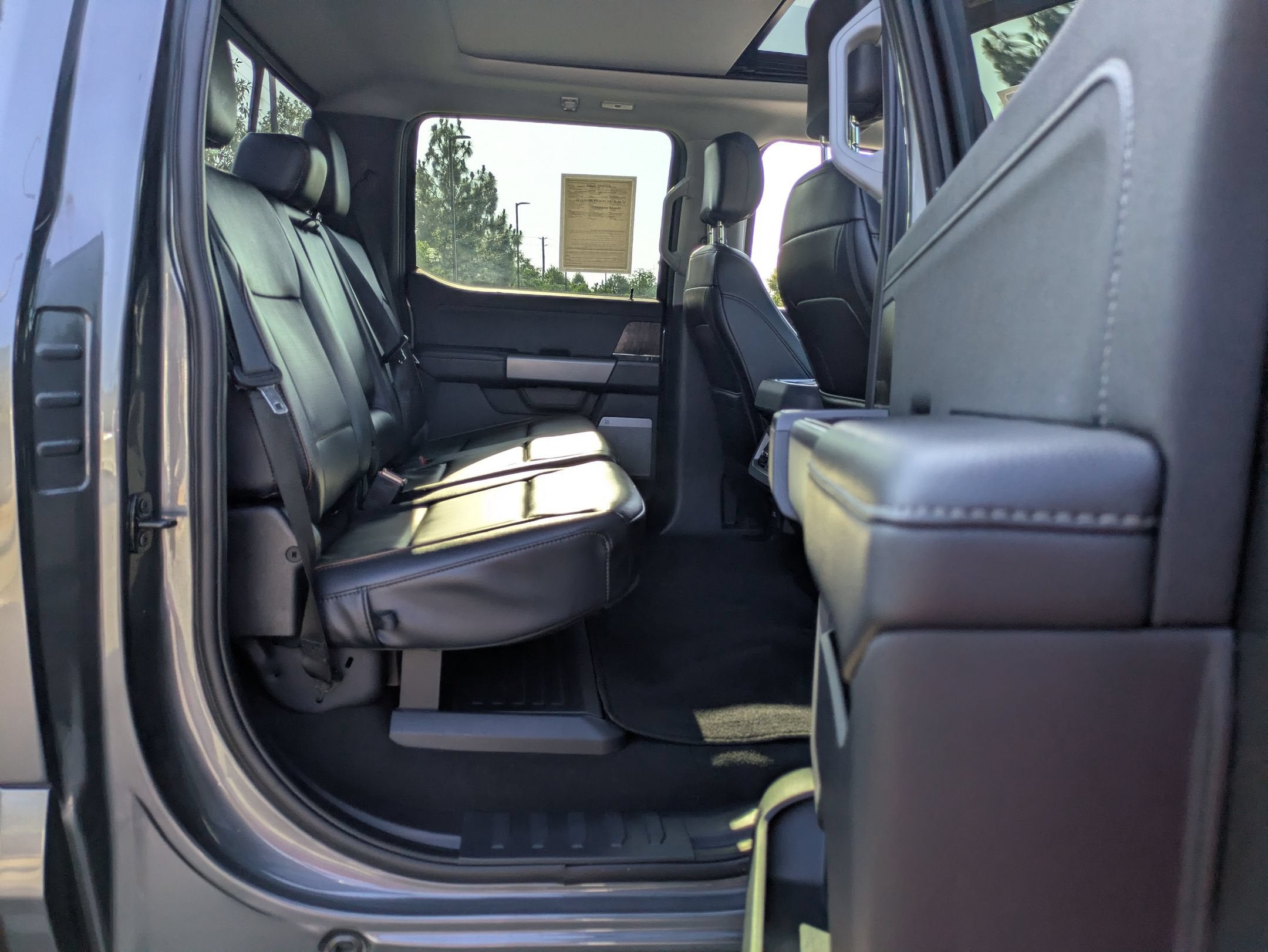 2025 Ford Super Duty F-250 SRW LARIAT