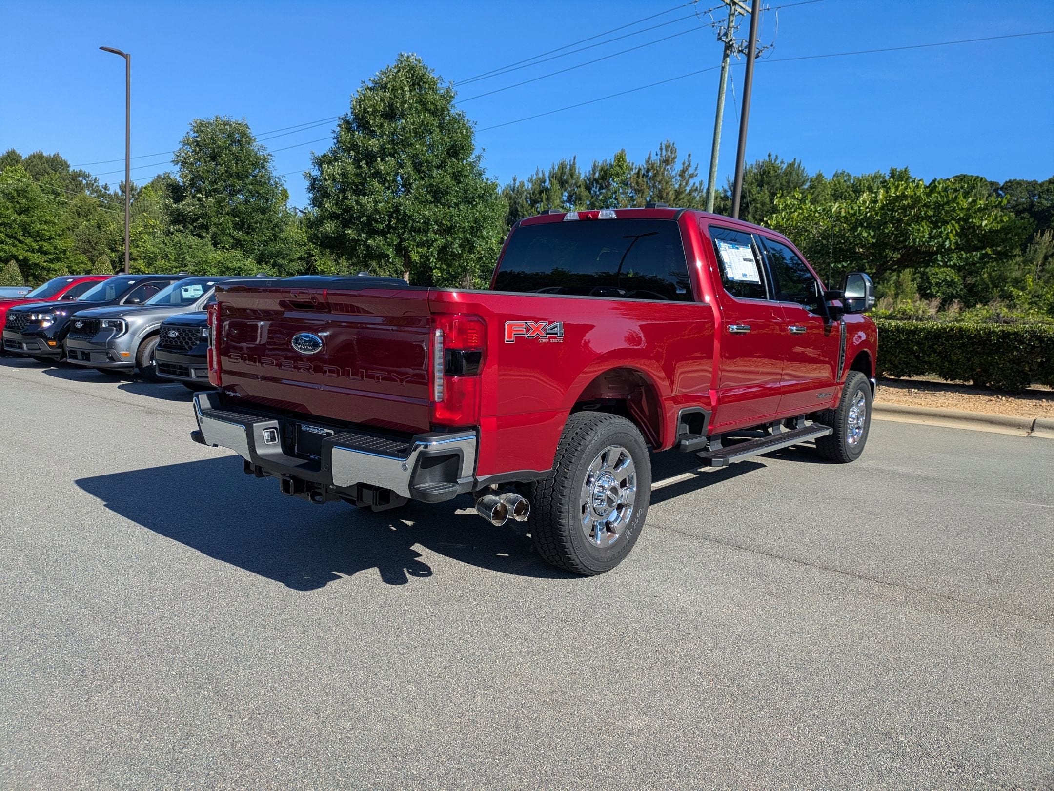 2026 Ford Super Duty F-250 SRW LARIAT - Crossroads Courtesy Demo
