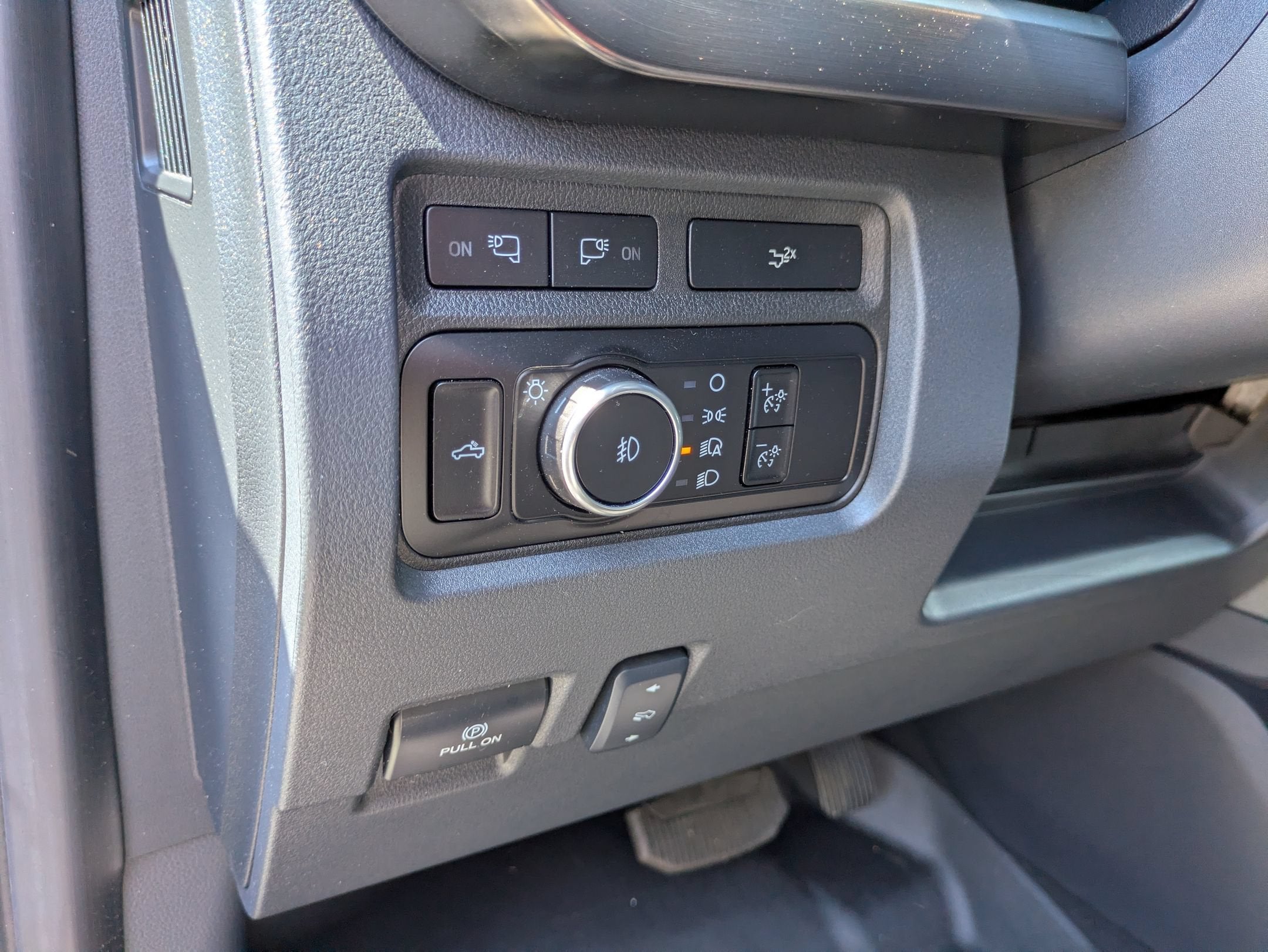 2023 Ford Super Duty F-250 SRW LARIAT