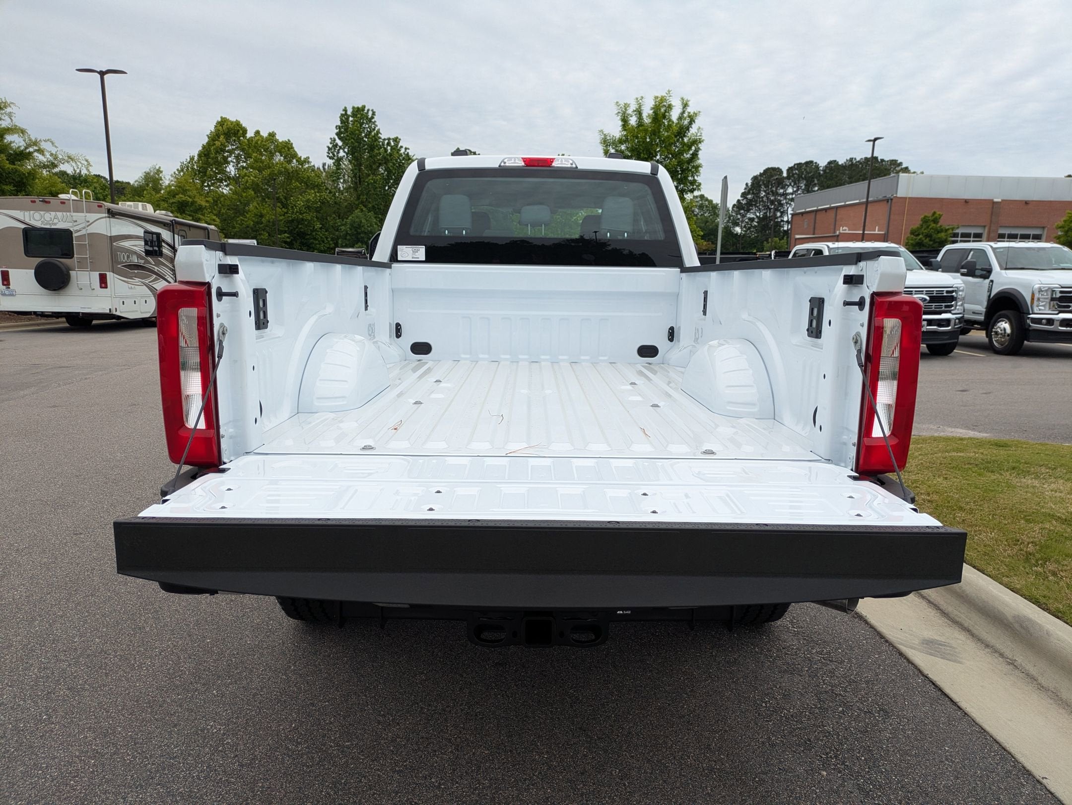 2026 Ford Super Duty F-350 SRW XL