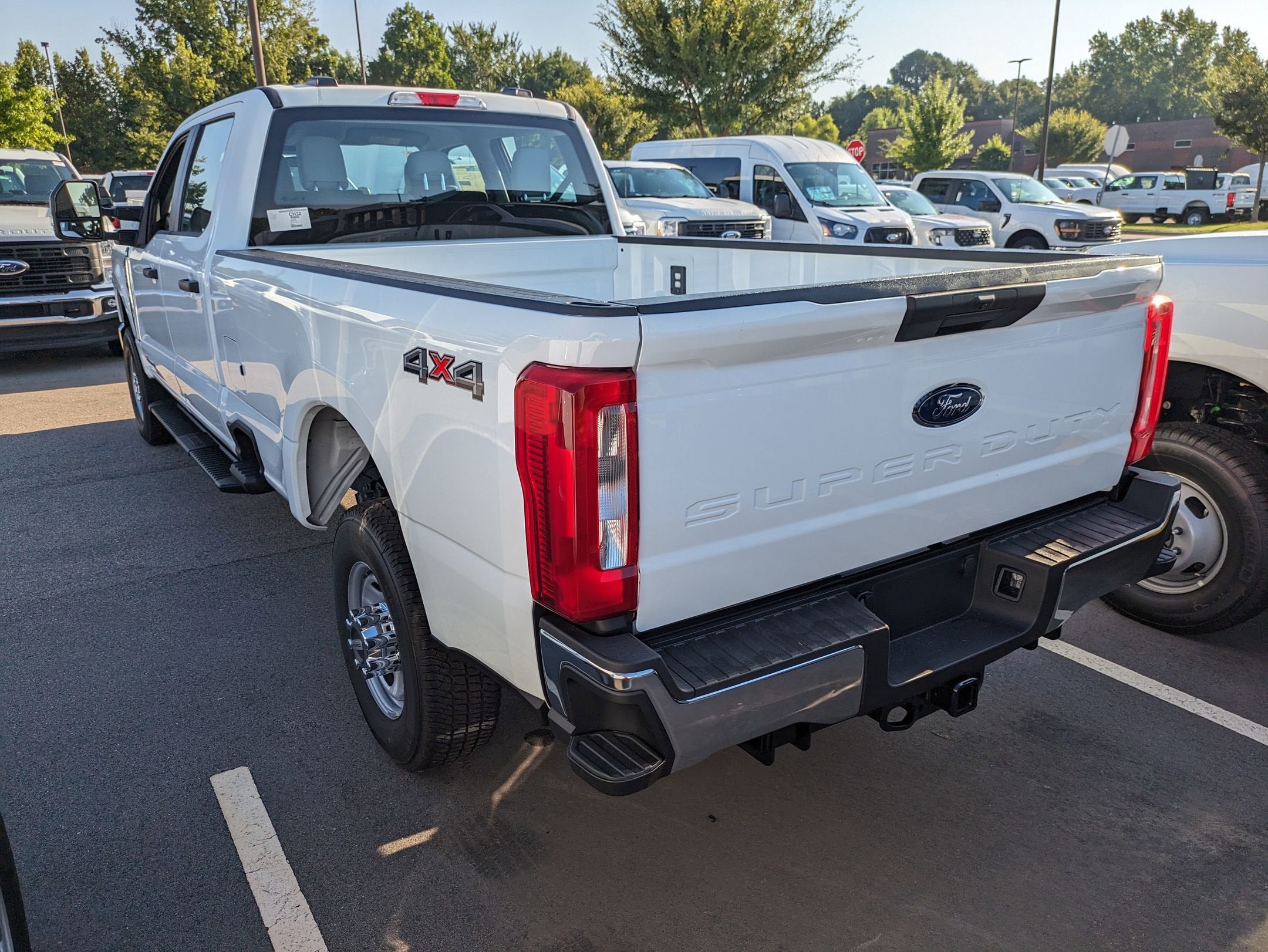 2025 Ford Super Duty F-350 SRW XL