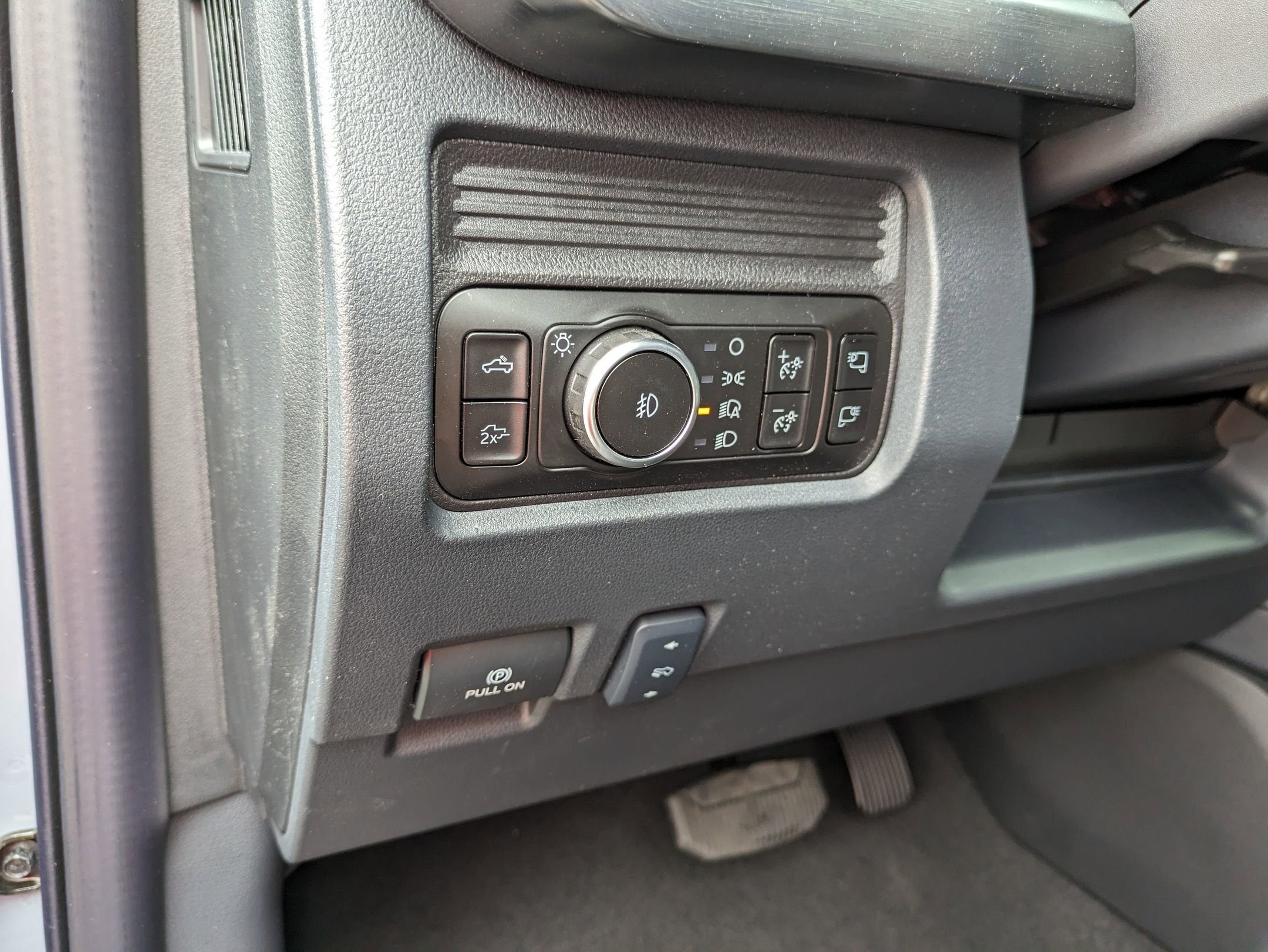 2025 Ford Super Duty F-350 SRW LARIAT