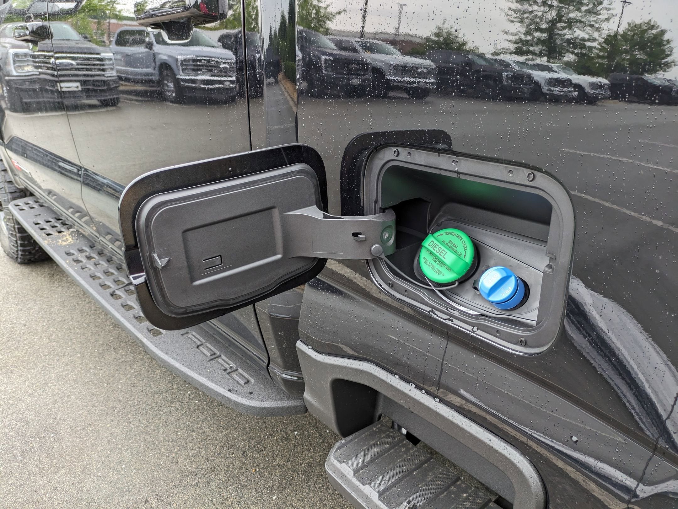 2025 Ford Super Duty F-350 SRW LARIAT