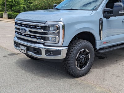 2025 Ford Super Duty F-350 SRW LARIAT