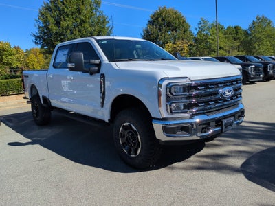 2027 Ford Super Duty F-350 SRW XLT