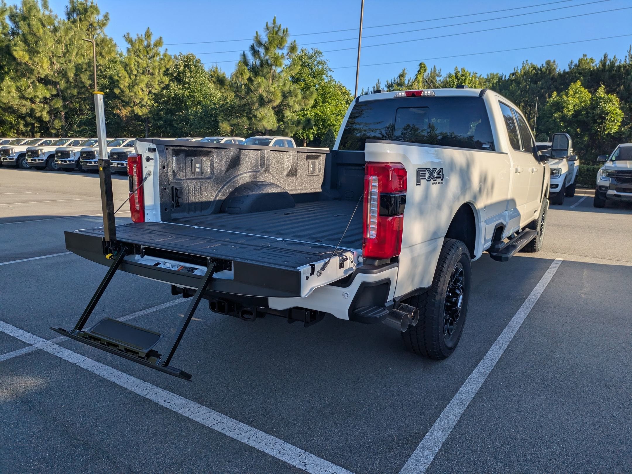 2026 Ford Super Duty F-350 SRW LARIAT