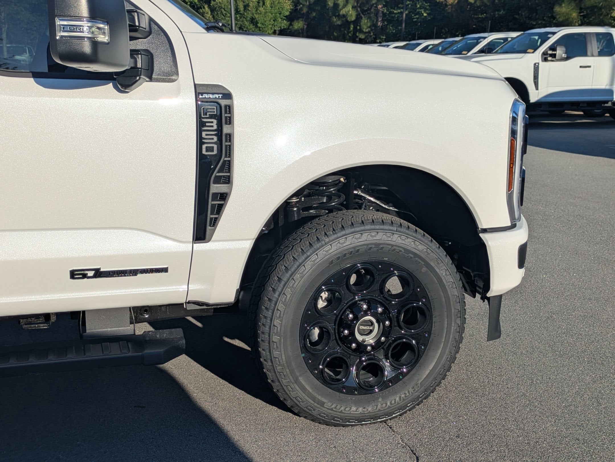 2026 Ford Super Duty F-350 SRW LARIAT