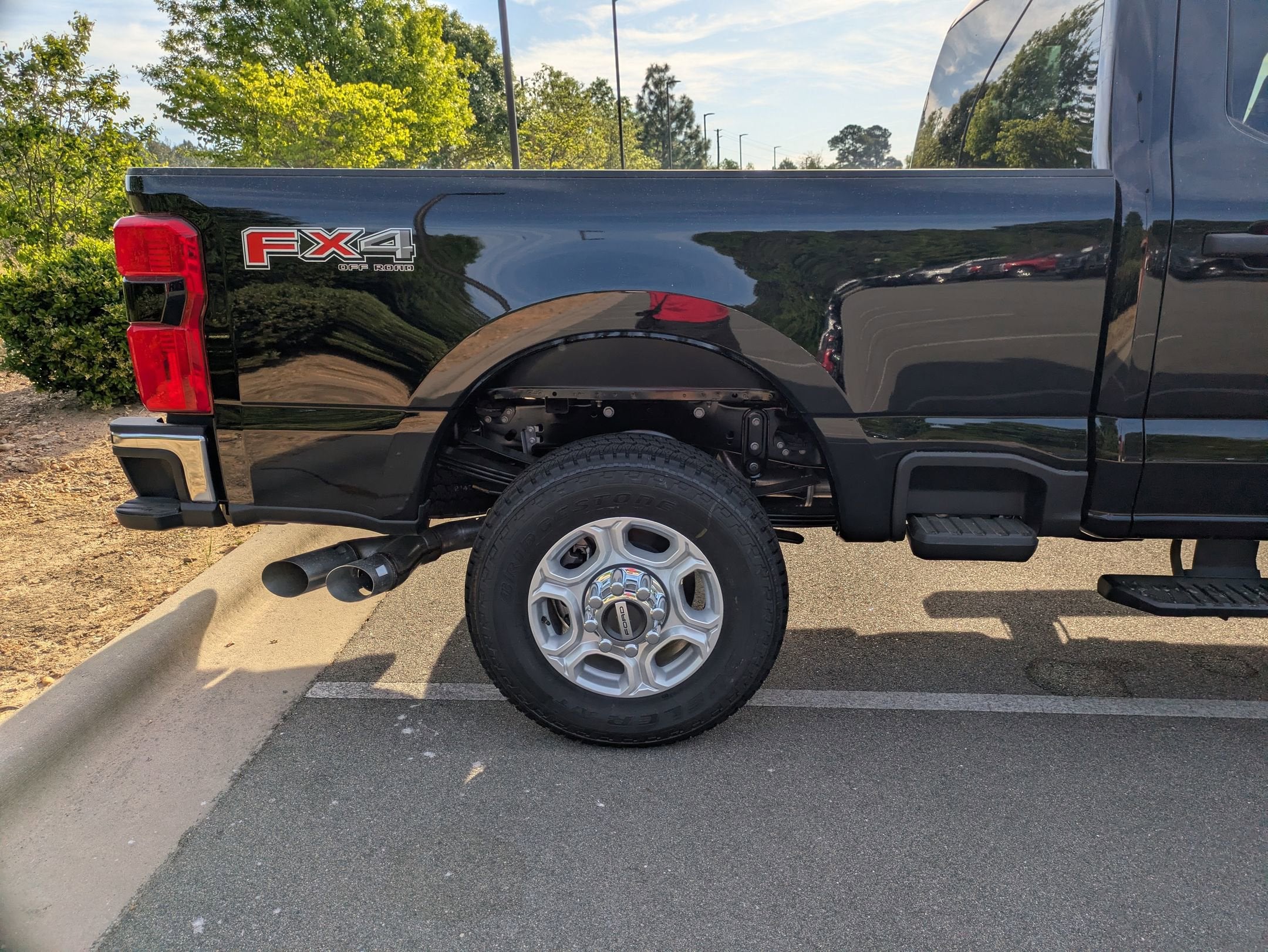 2026 Ford Super Duty F-350 SRW XLT