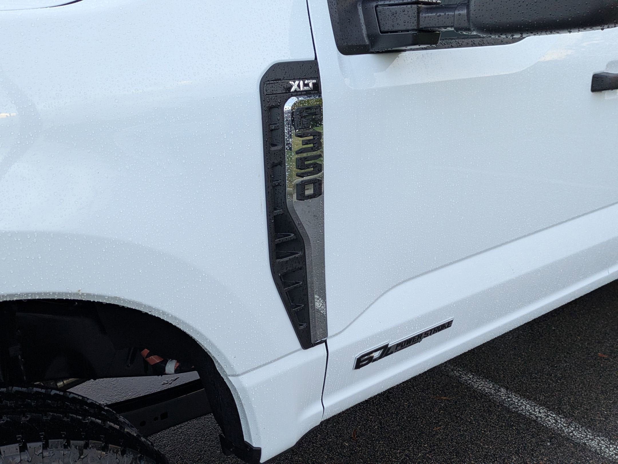 2026 Ford Super Duty F-350 SRW XLT