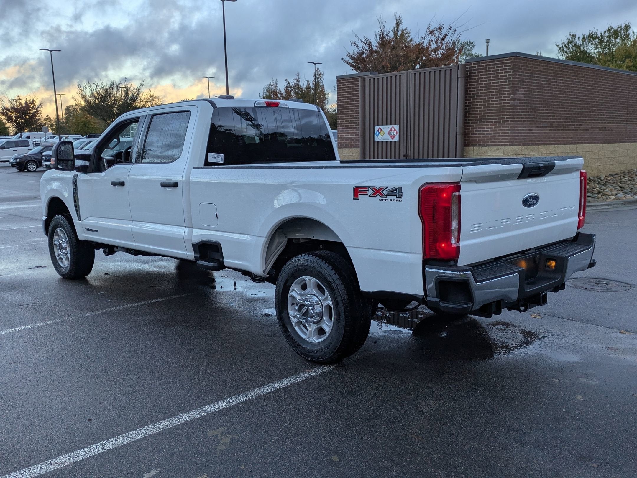 2026 Ford Super Duty F-350 SRW XLT