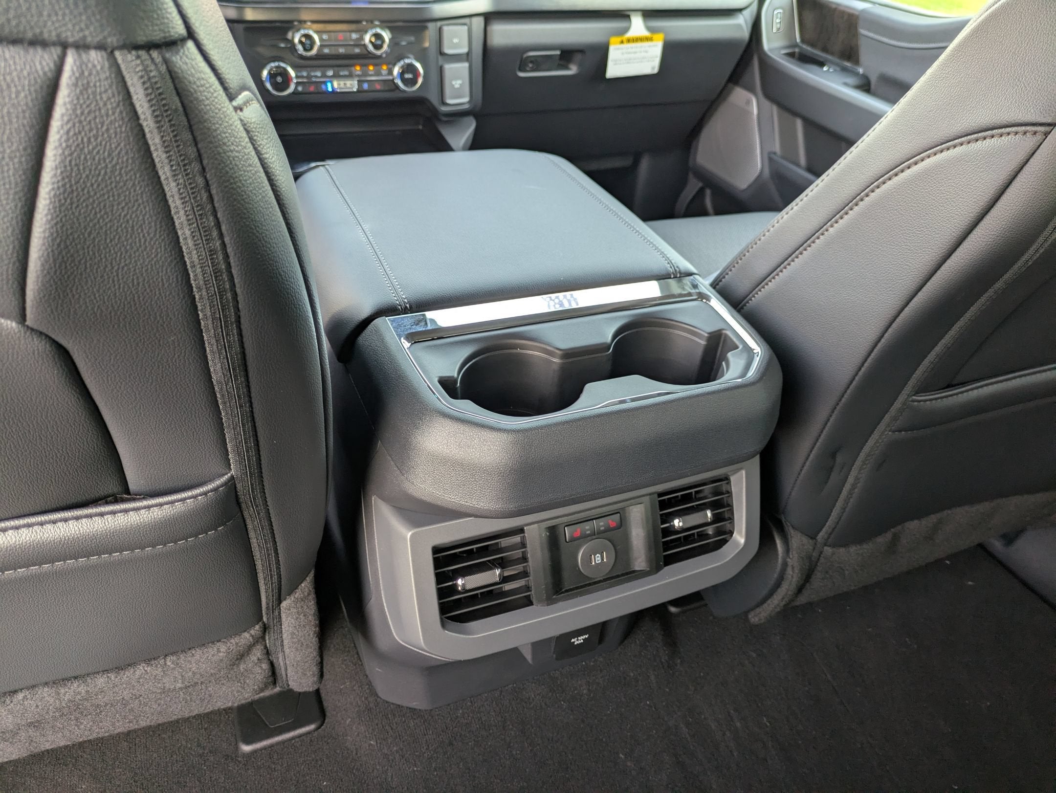 2026 Ford Super Duty F-350 DRW LARIAT