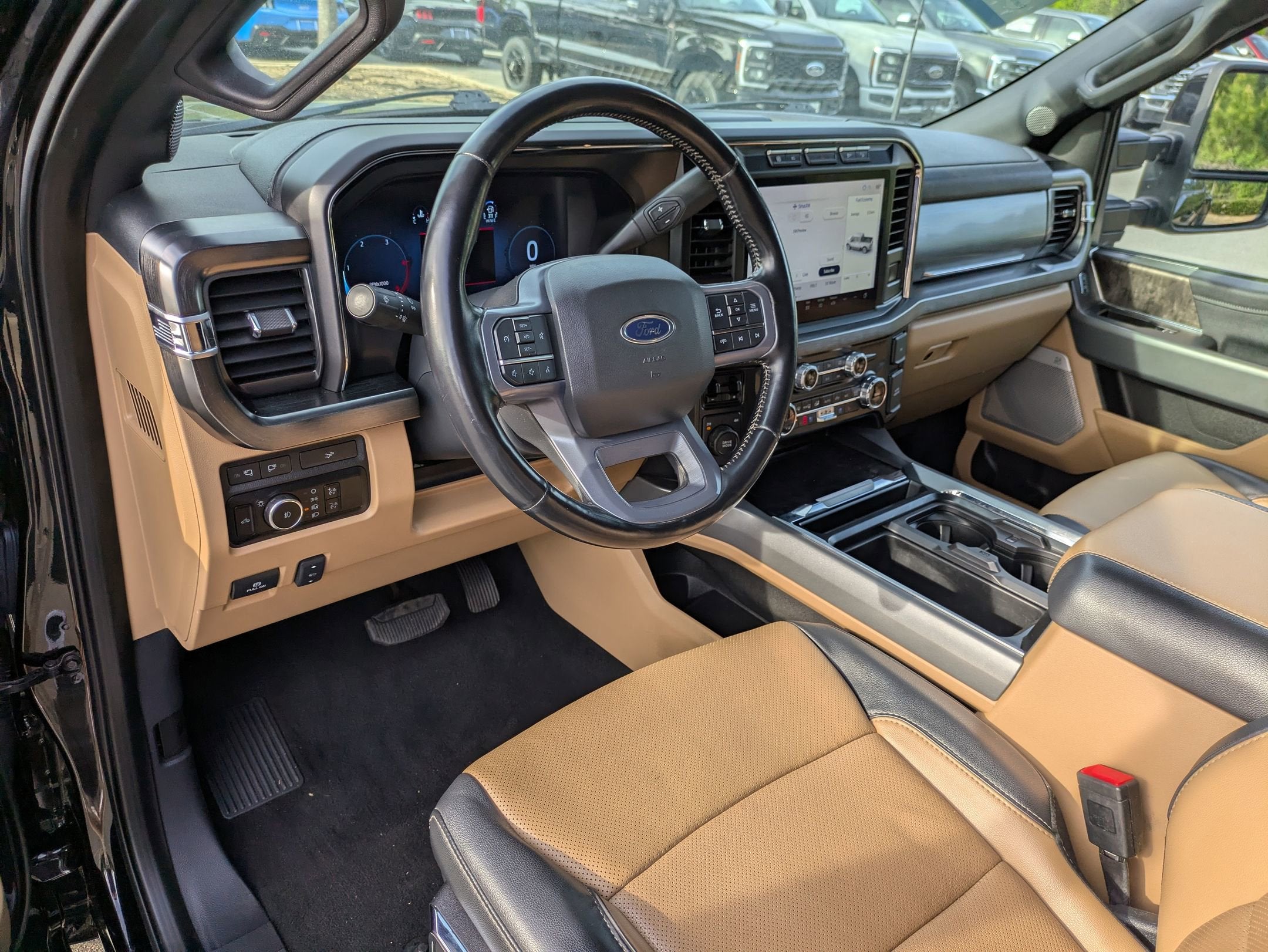 2023 Ford Super Duty F-350 DRW LARIAT