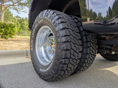 2023 Ford Super Duty F-350 DRW LARIAT