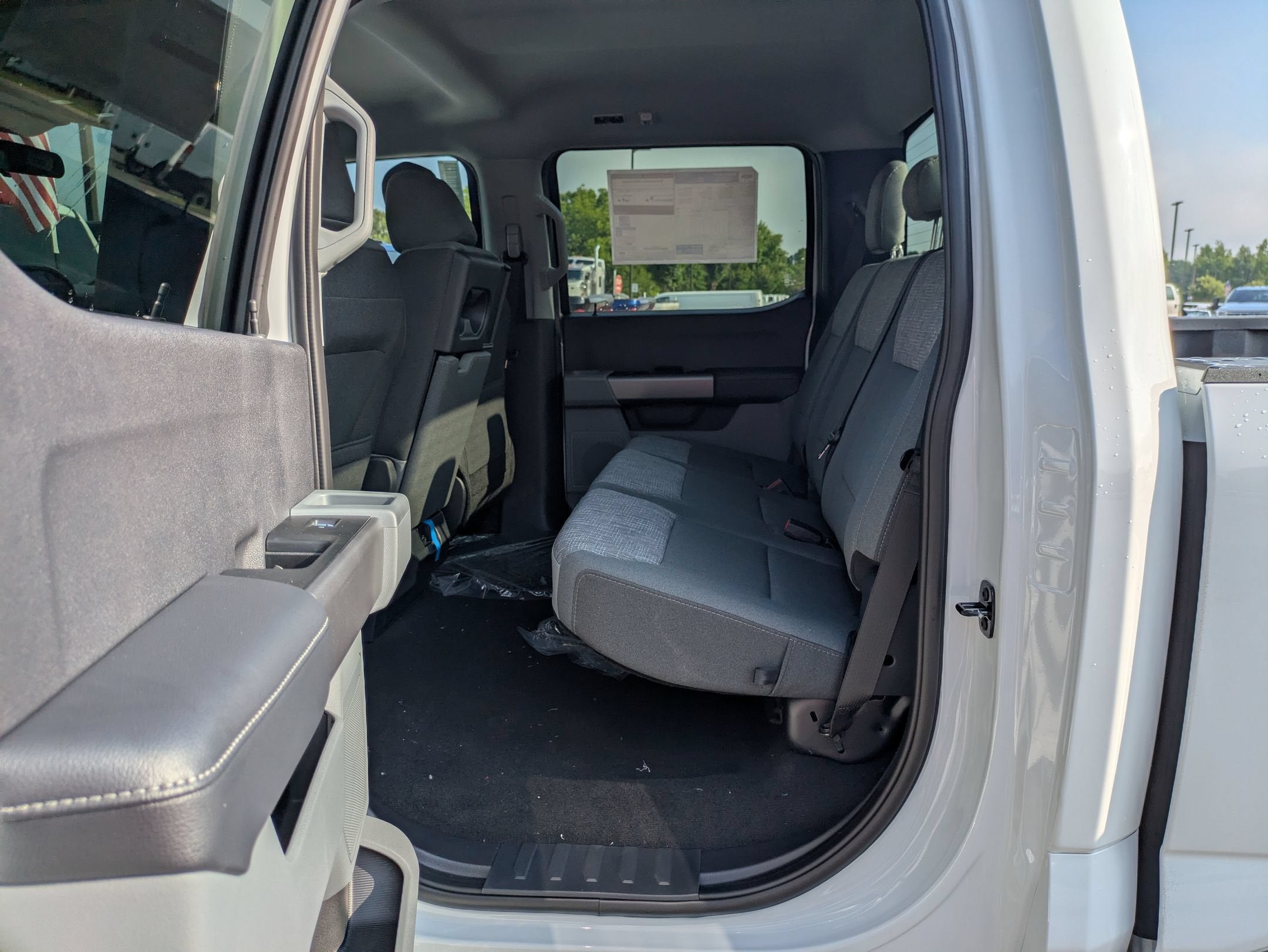 2026 Ford Super Duty F-350 DRW XLT