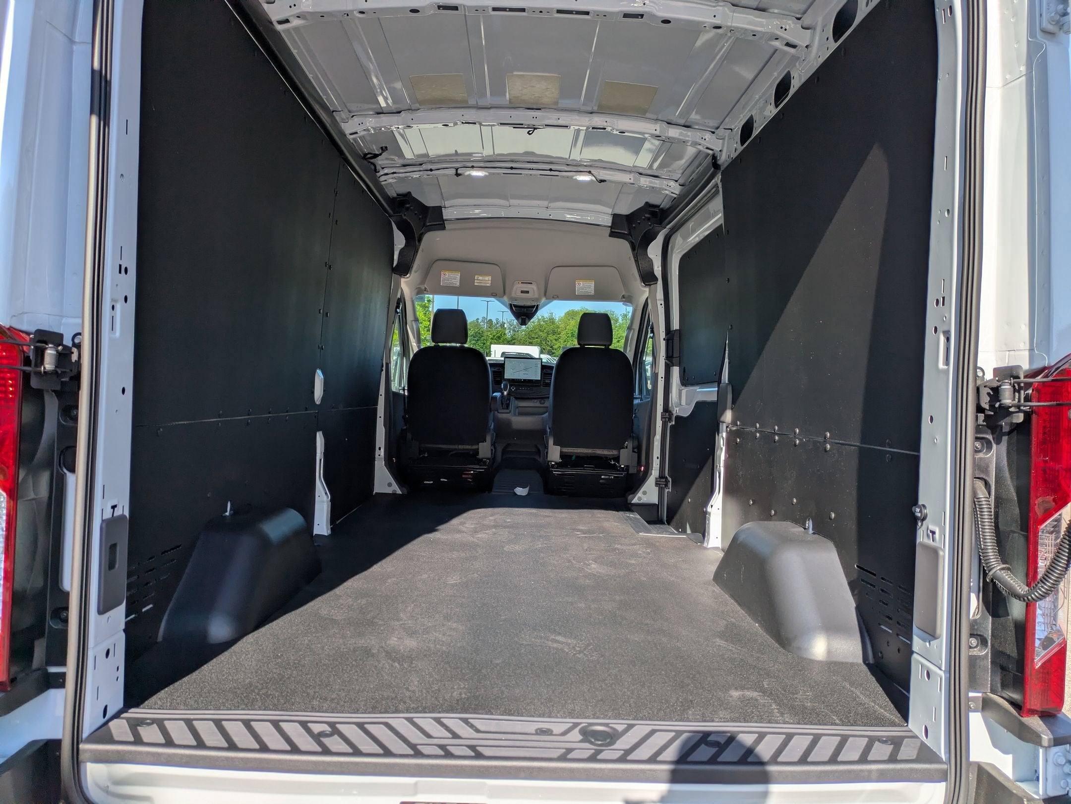 2026 Ford Transit Cargo Van Base