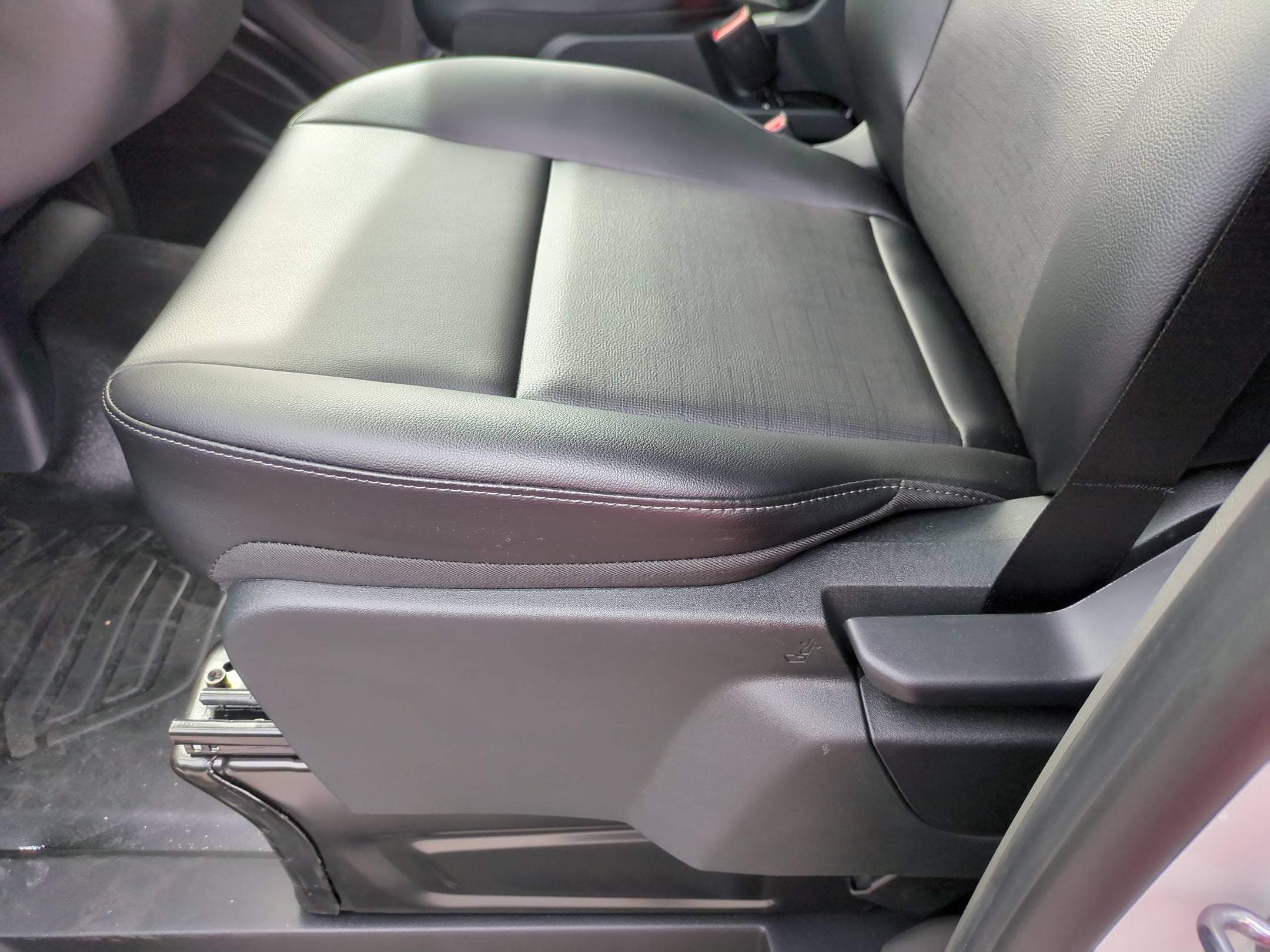 2027 Ford Transit Cargo Van Base
