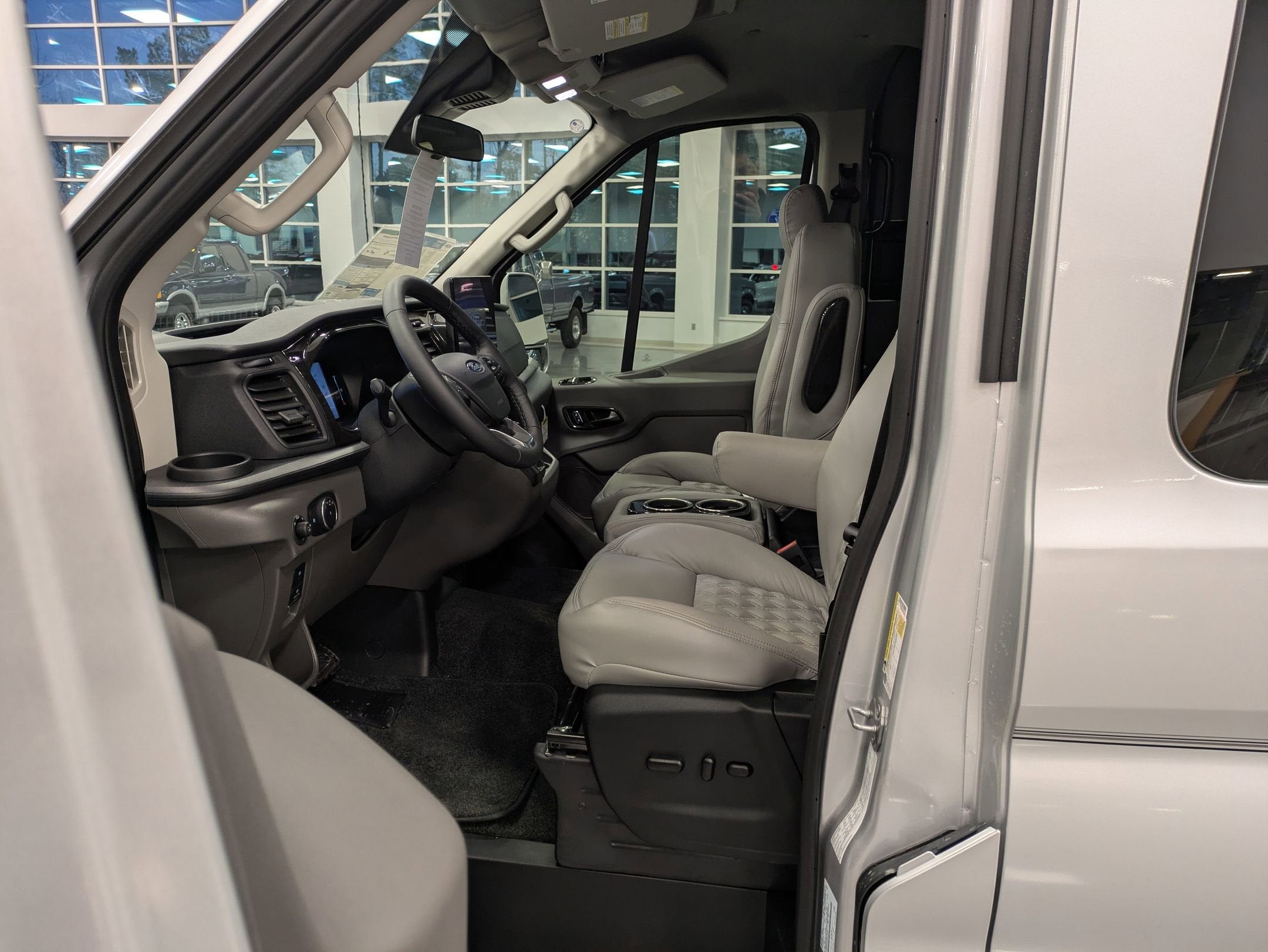 2026 Ford Transit Explorer Conversion 9 Passenger T-250 148" Med Rf 9150 GVWR AWD