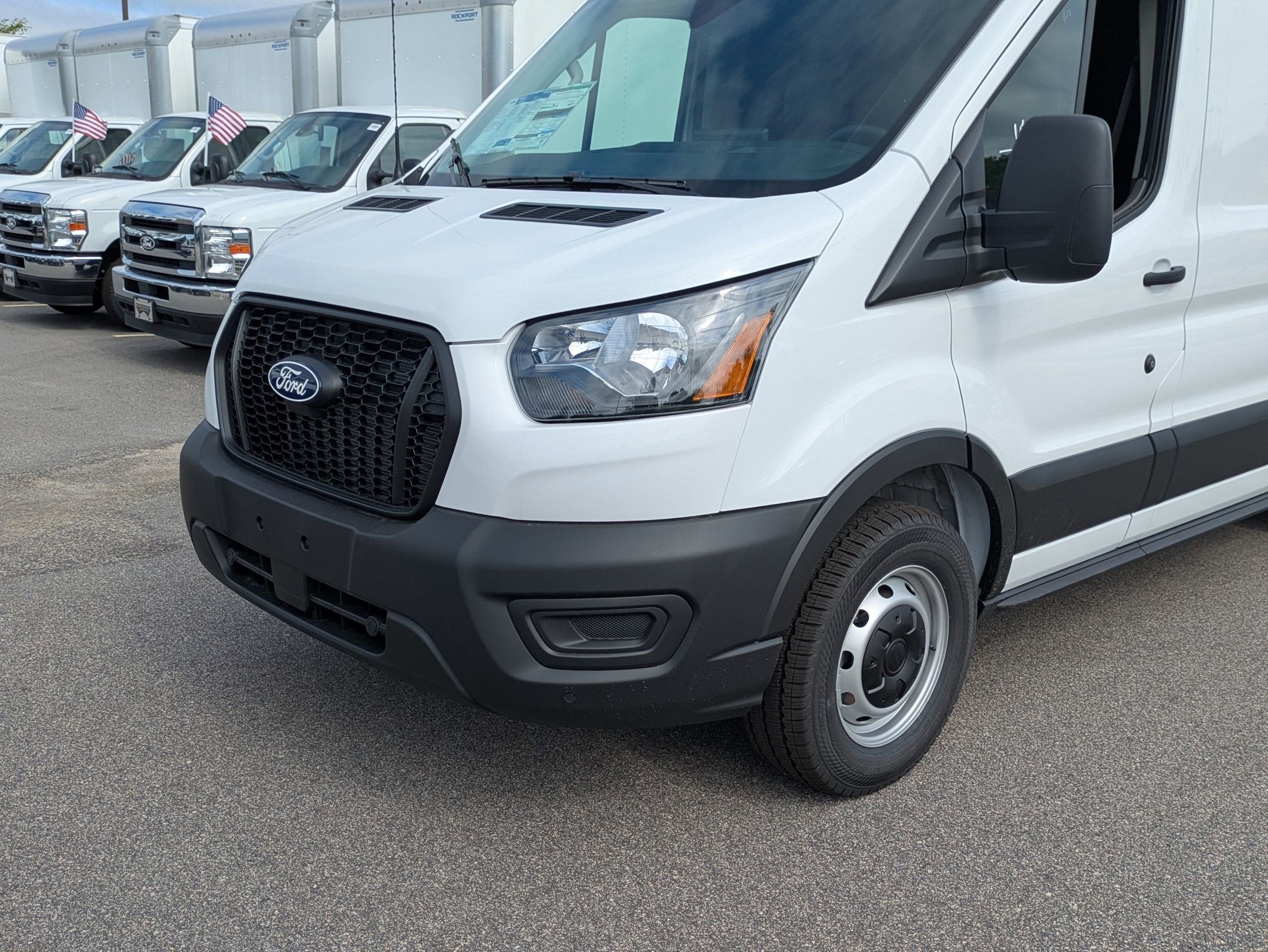2026 Ford Transit Cargo Van Base