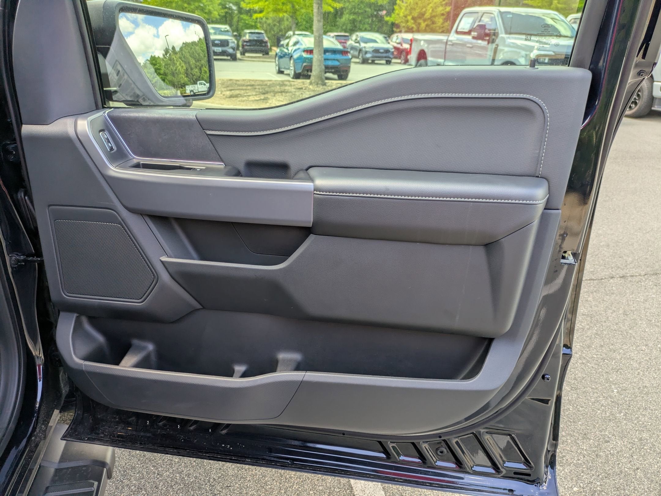2026 Ford F-150 XLT - Crossroads Courtesy Demo