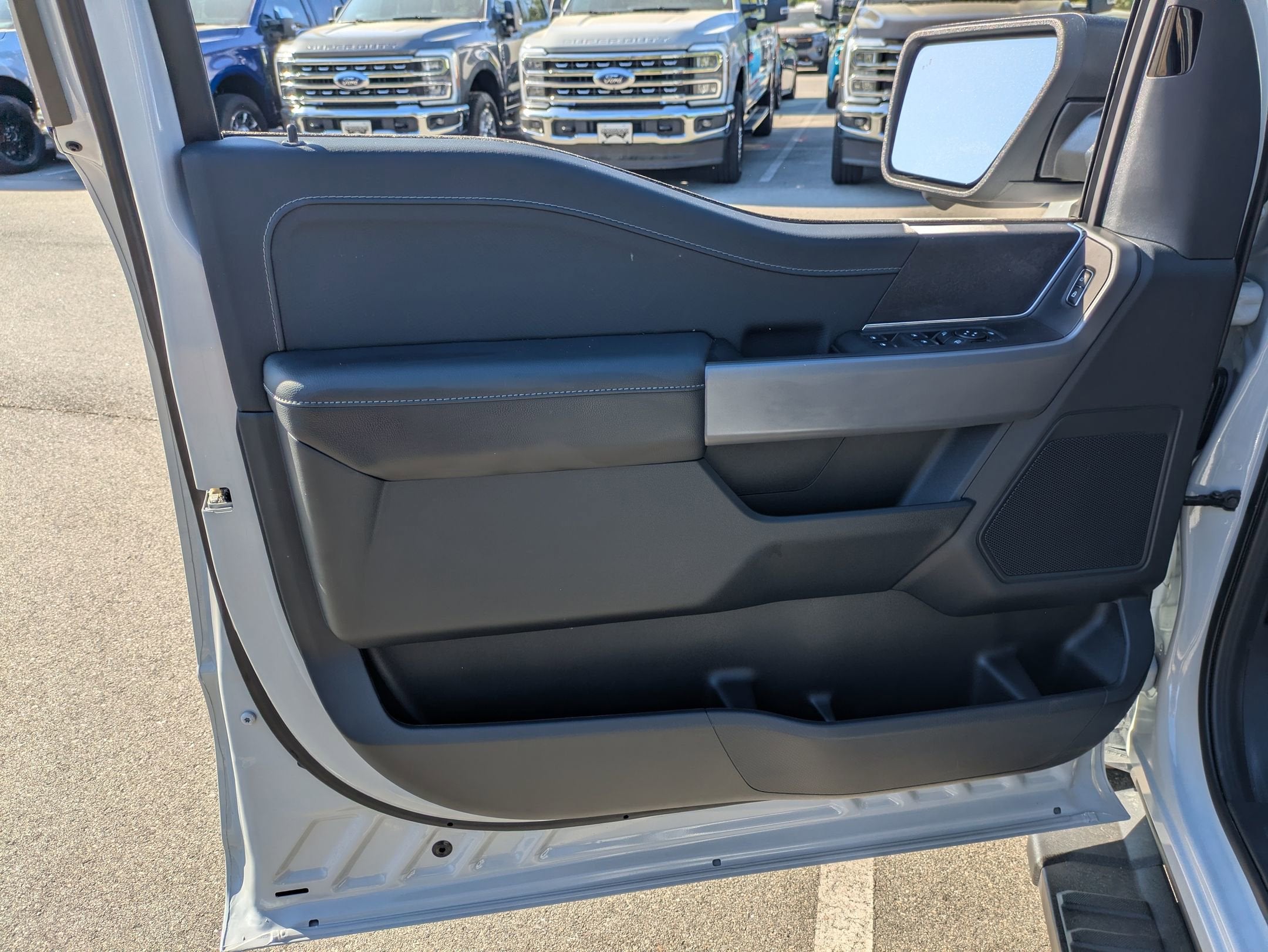 2026 Ford F-150 XLT - Crossroads Courtesy Demo