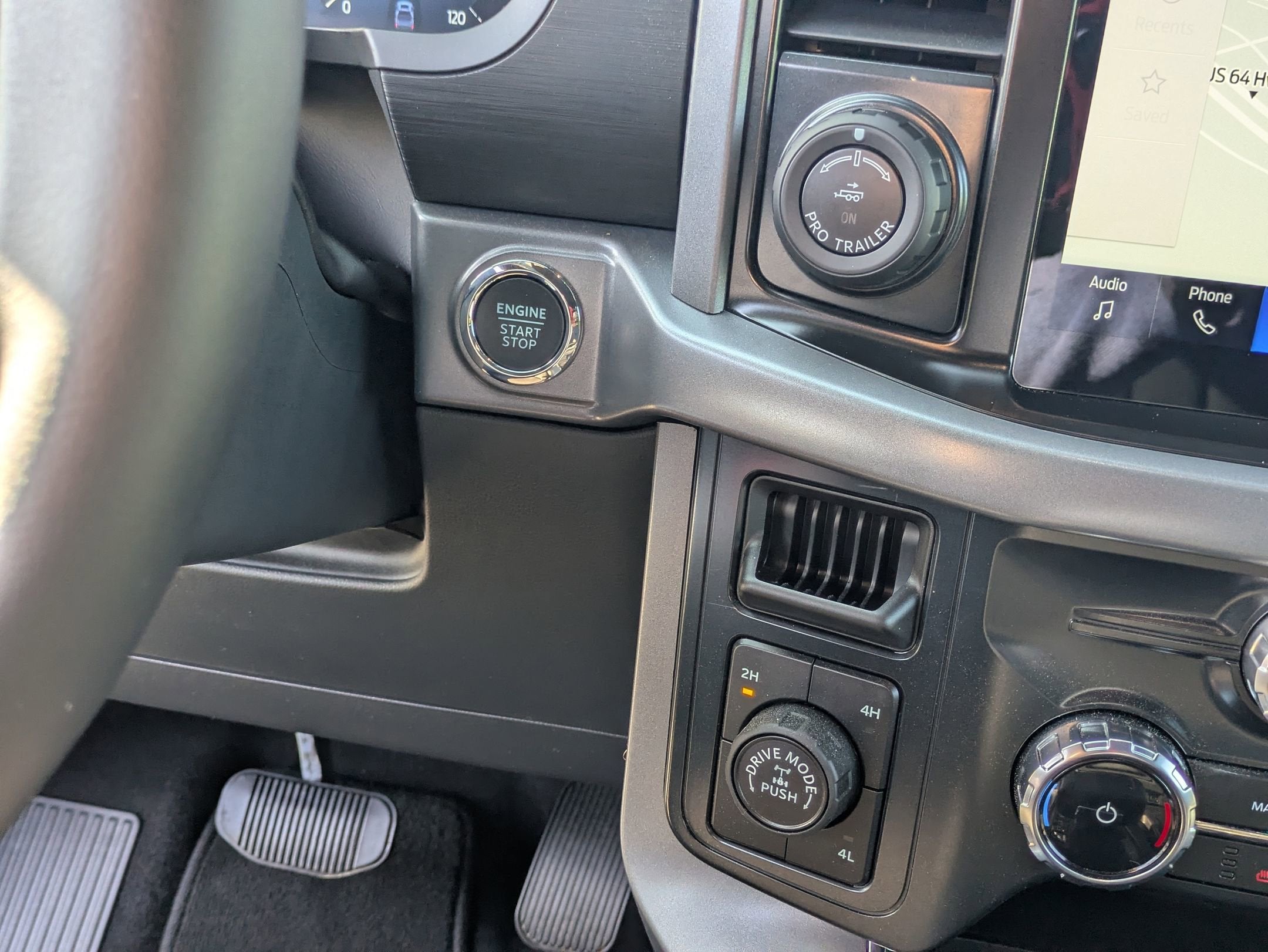 2026 Ford F-150 XLT - Crossroads Courtesy Demo