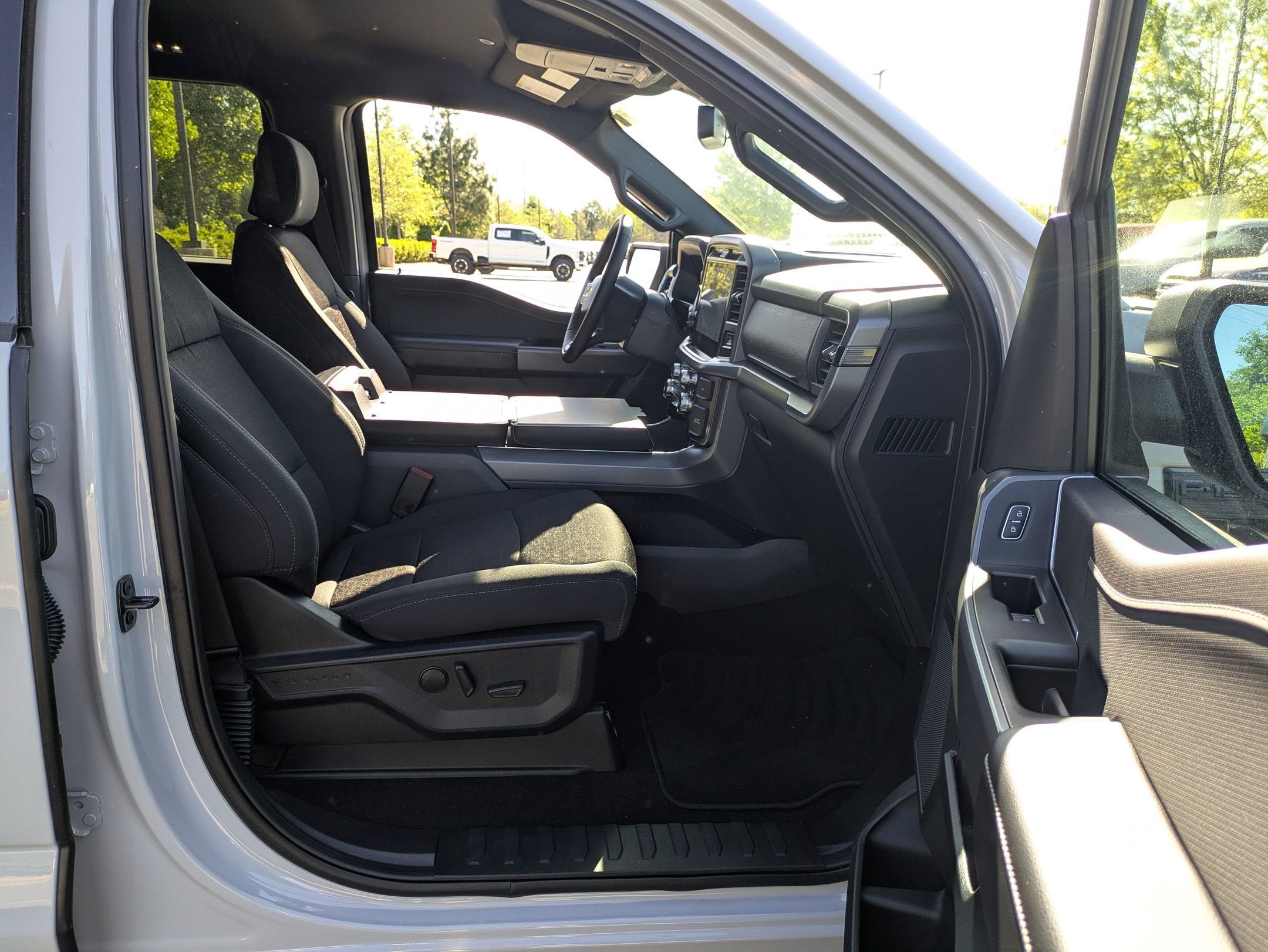 2026 Ford F-150 XLT - Crossroads Courtesy Demo