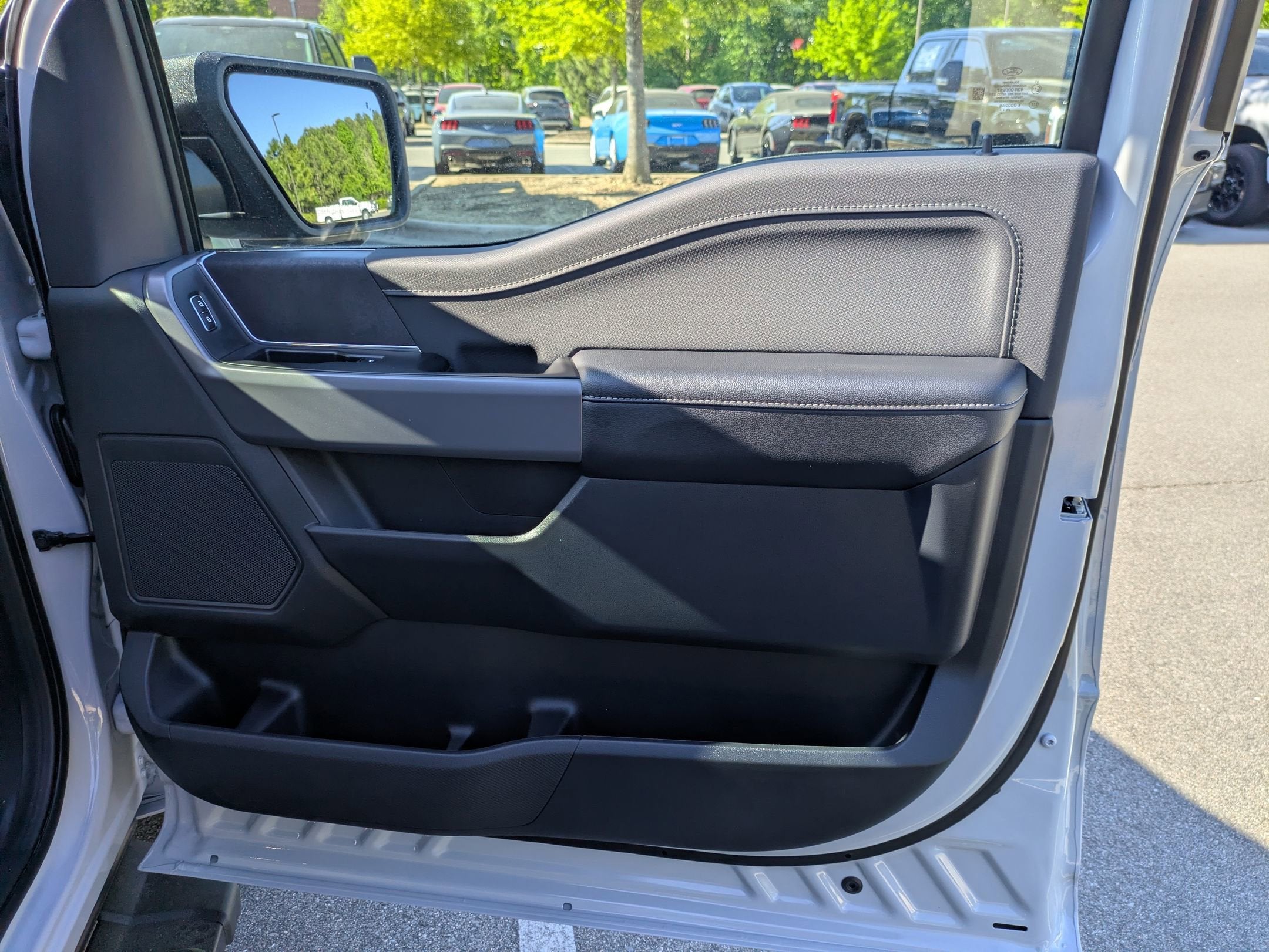 2026 Ford F-150 XLT - Crossroads Courtesy Demo