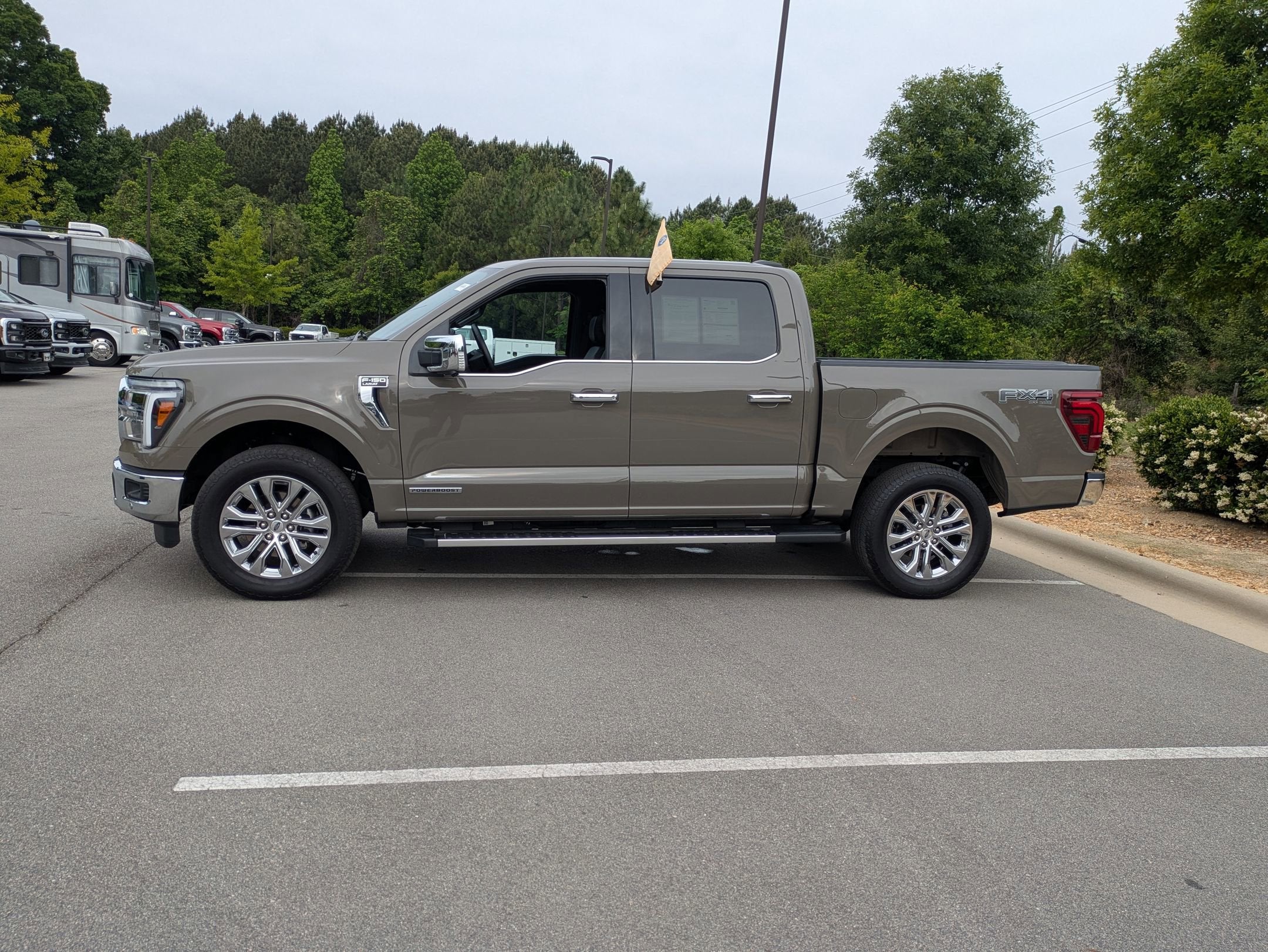 2025 Ford F-150 LARIAT