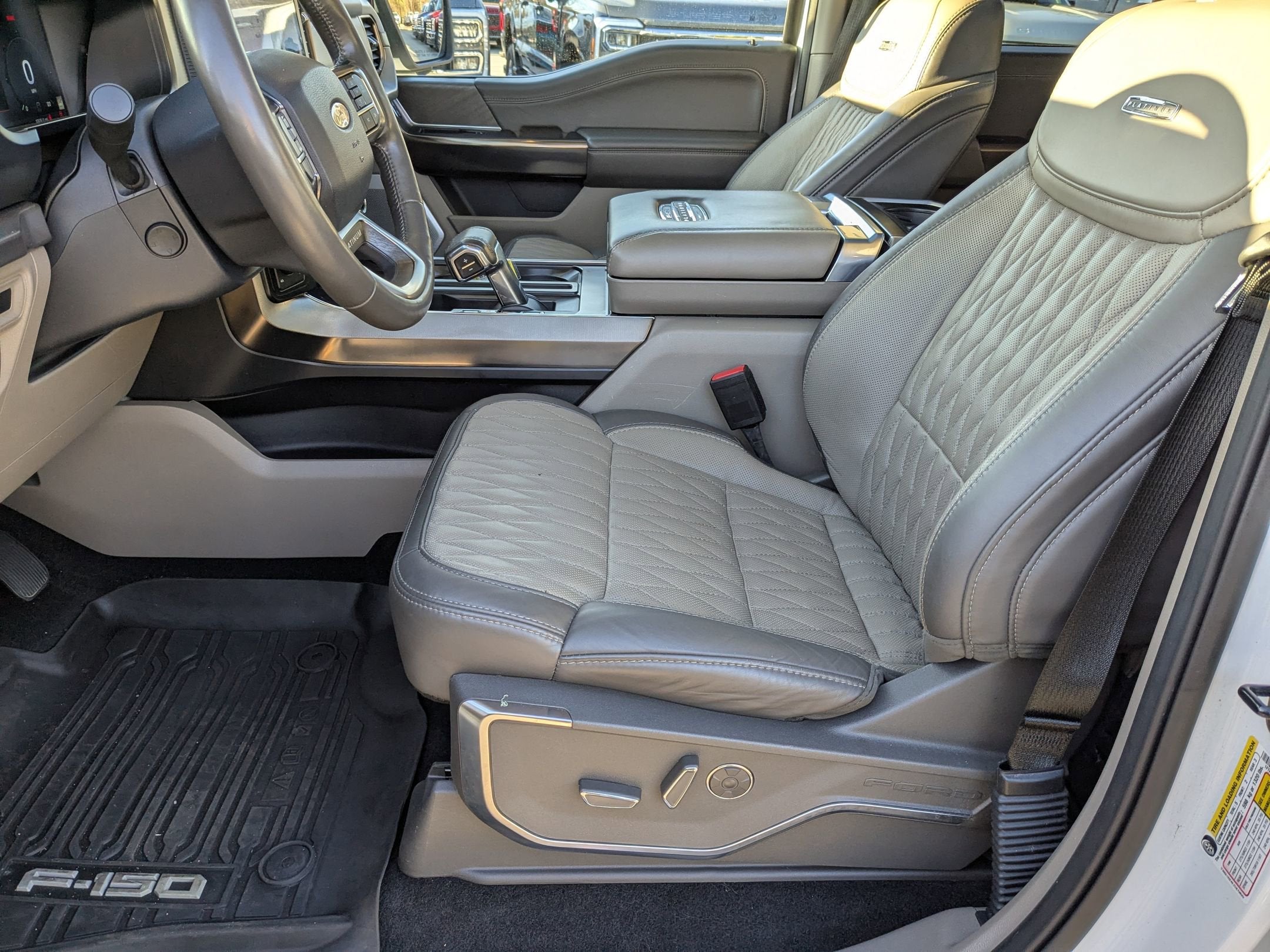 2024 Ford F-150 Platinum