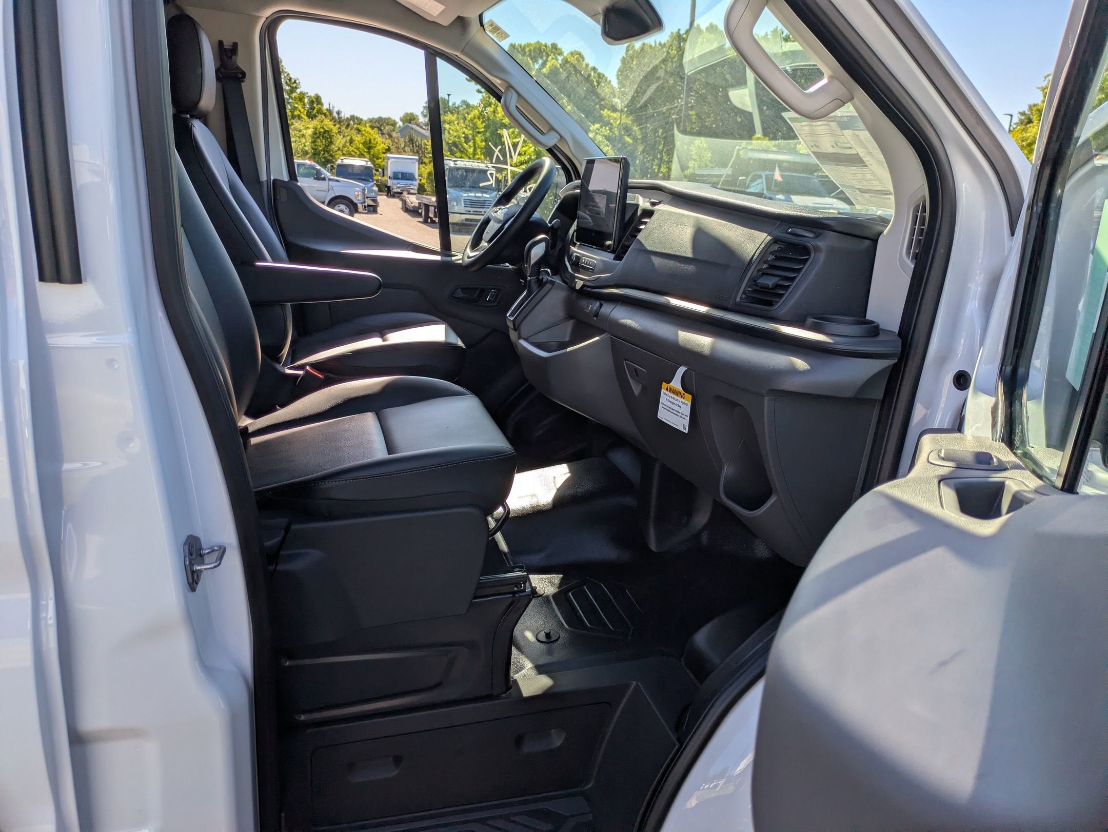 2026 Ford Transit Cargo Van Base