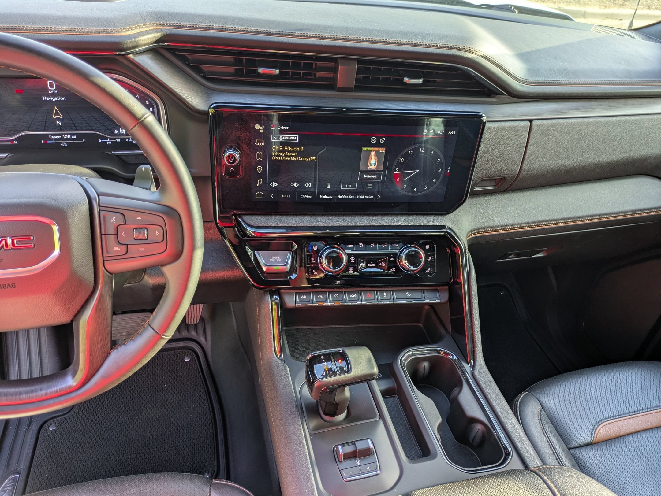 2023 GMC Sierra 1500 AT4