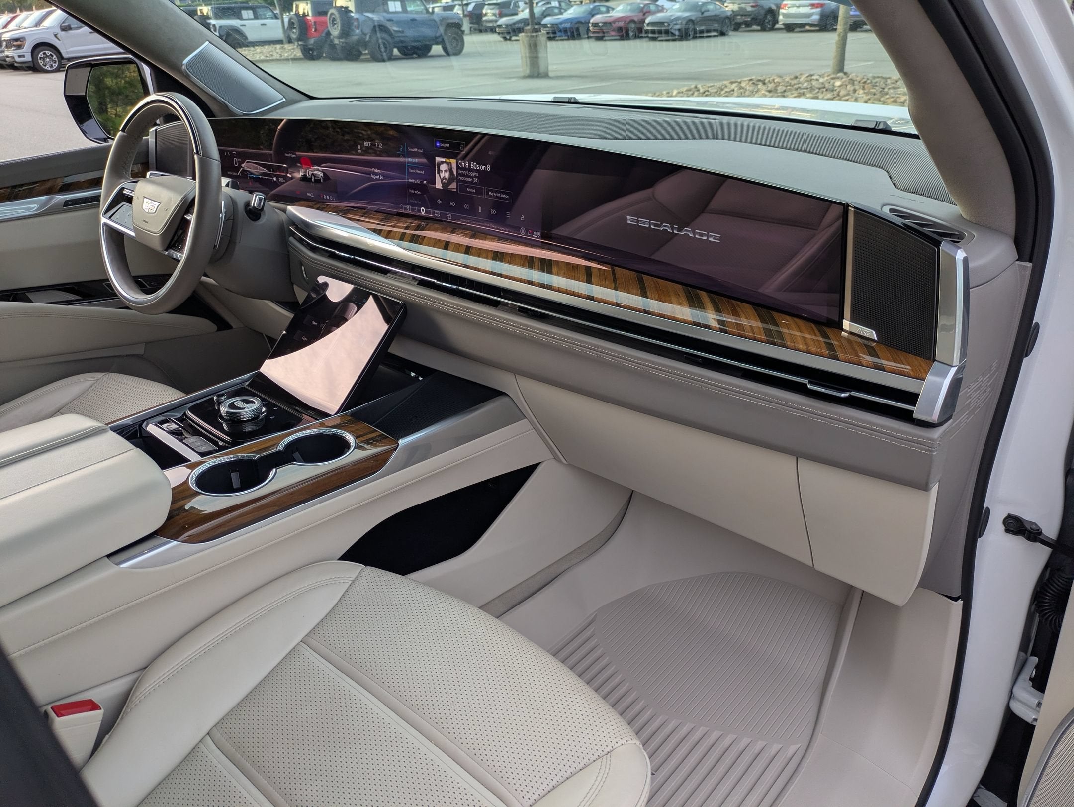 2025 Cadillac Escalade ESV 4WD Sport Platinum