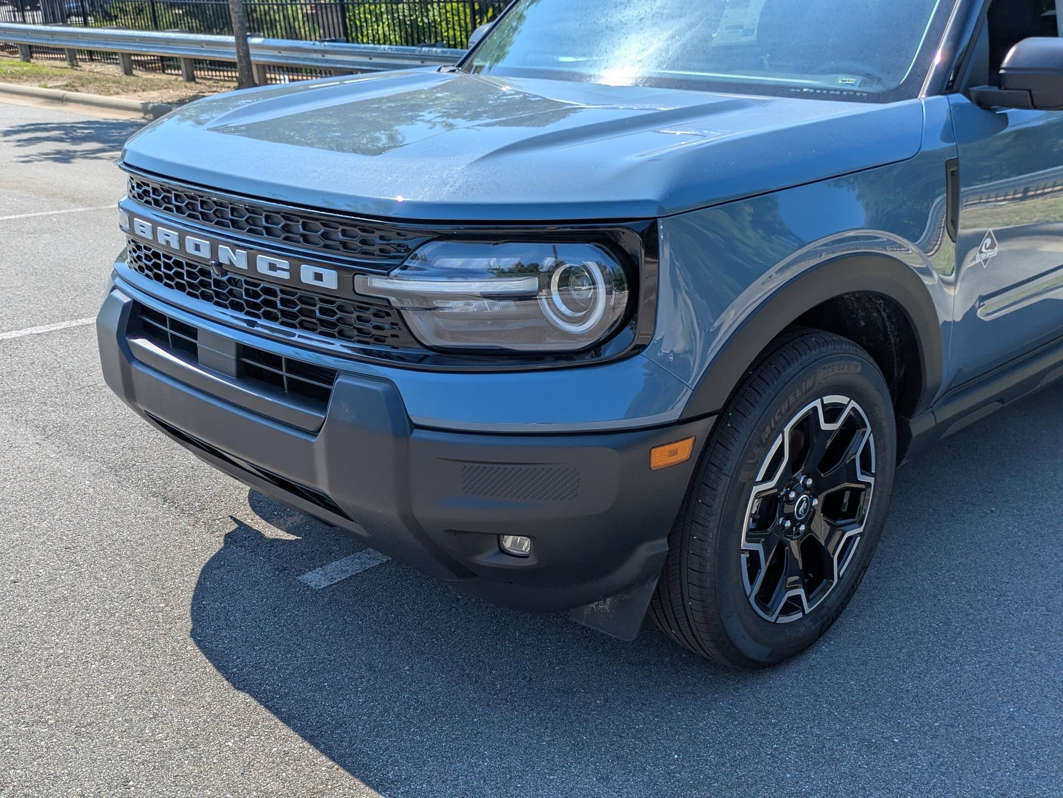 2026 Ford Bronco Sport Outer Banks - Crossroads Courtesy Demo