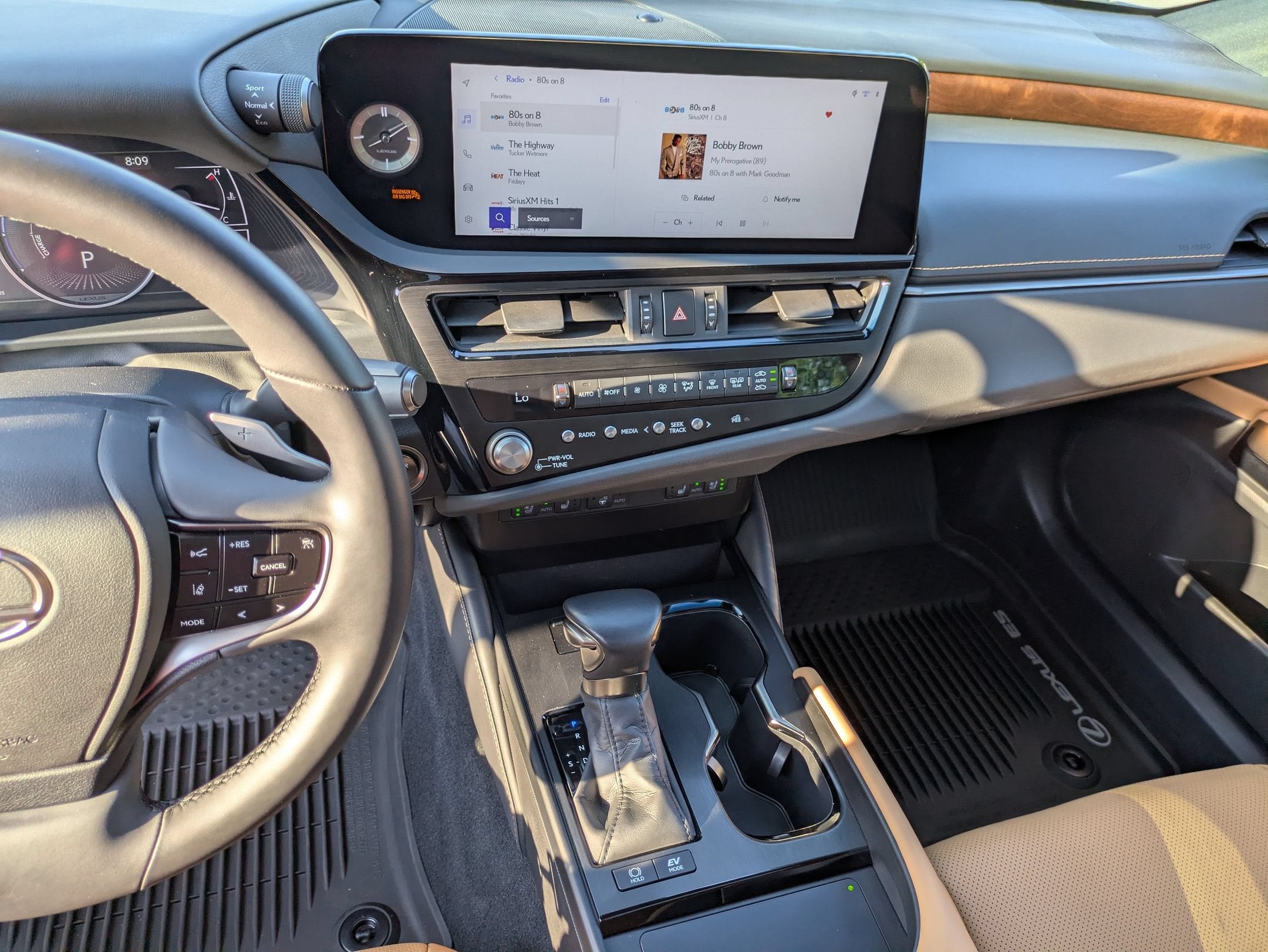 2025 Lexus ES ES 300h