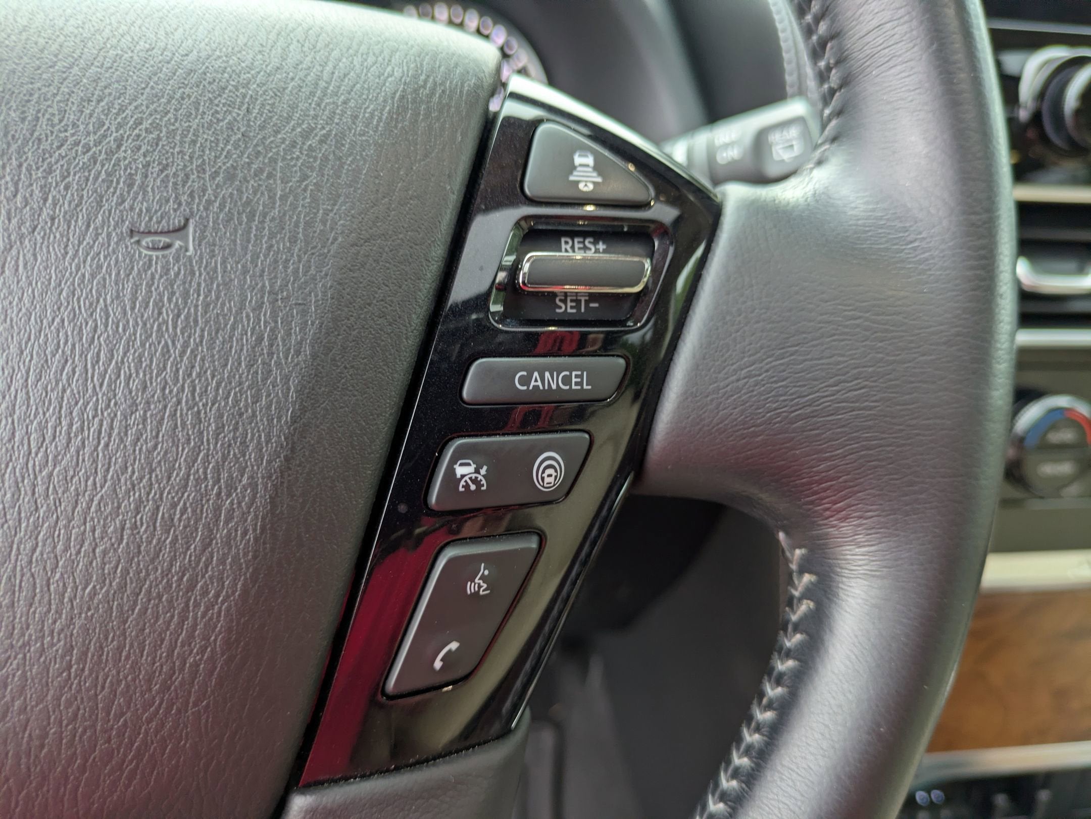 2021 Nissan Armada SL