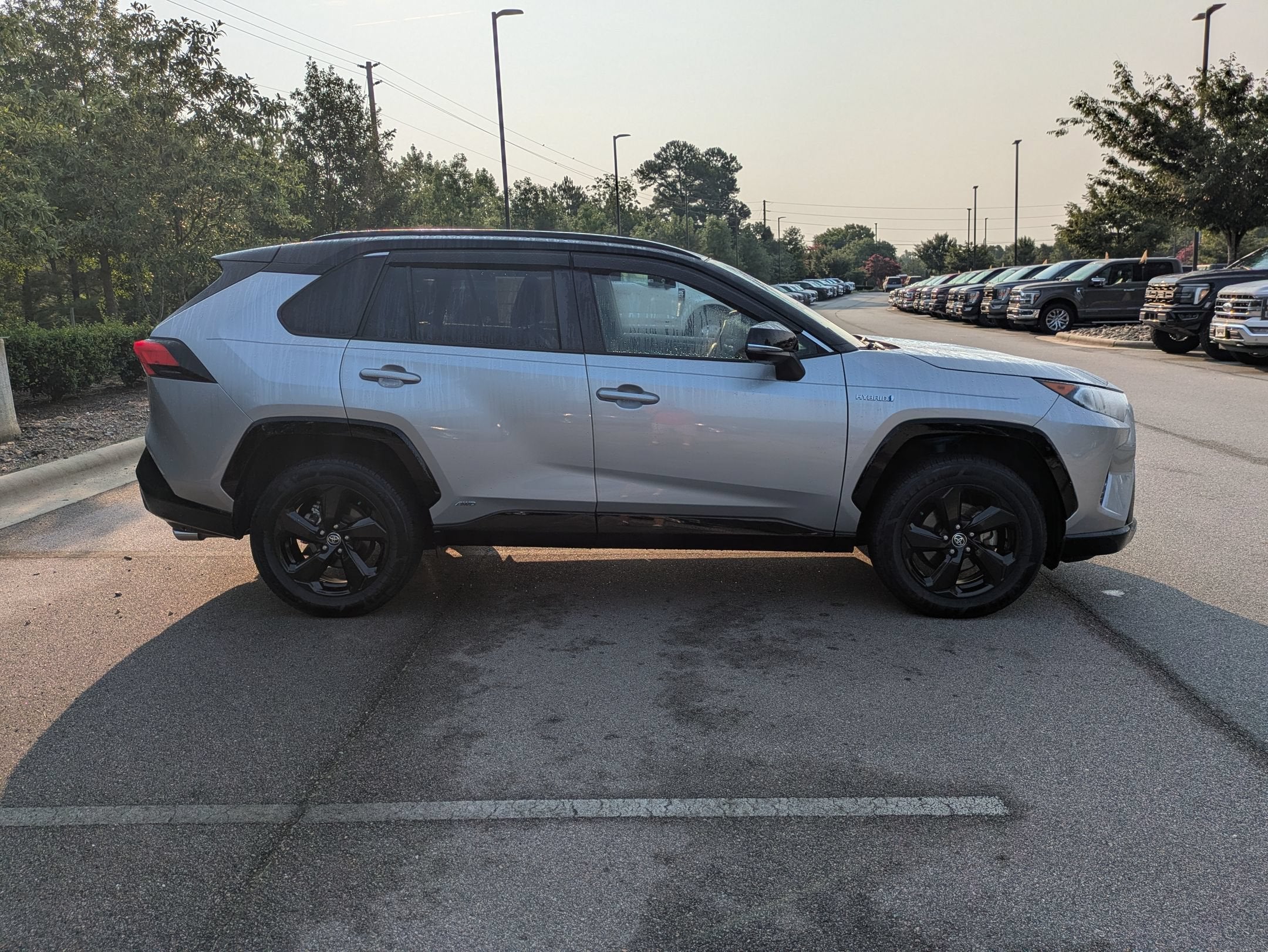 2020 Toyota RAV4 Hybrid XSE