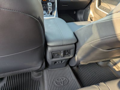 2020 Toyota RAV4 Hybrid XSE
