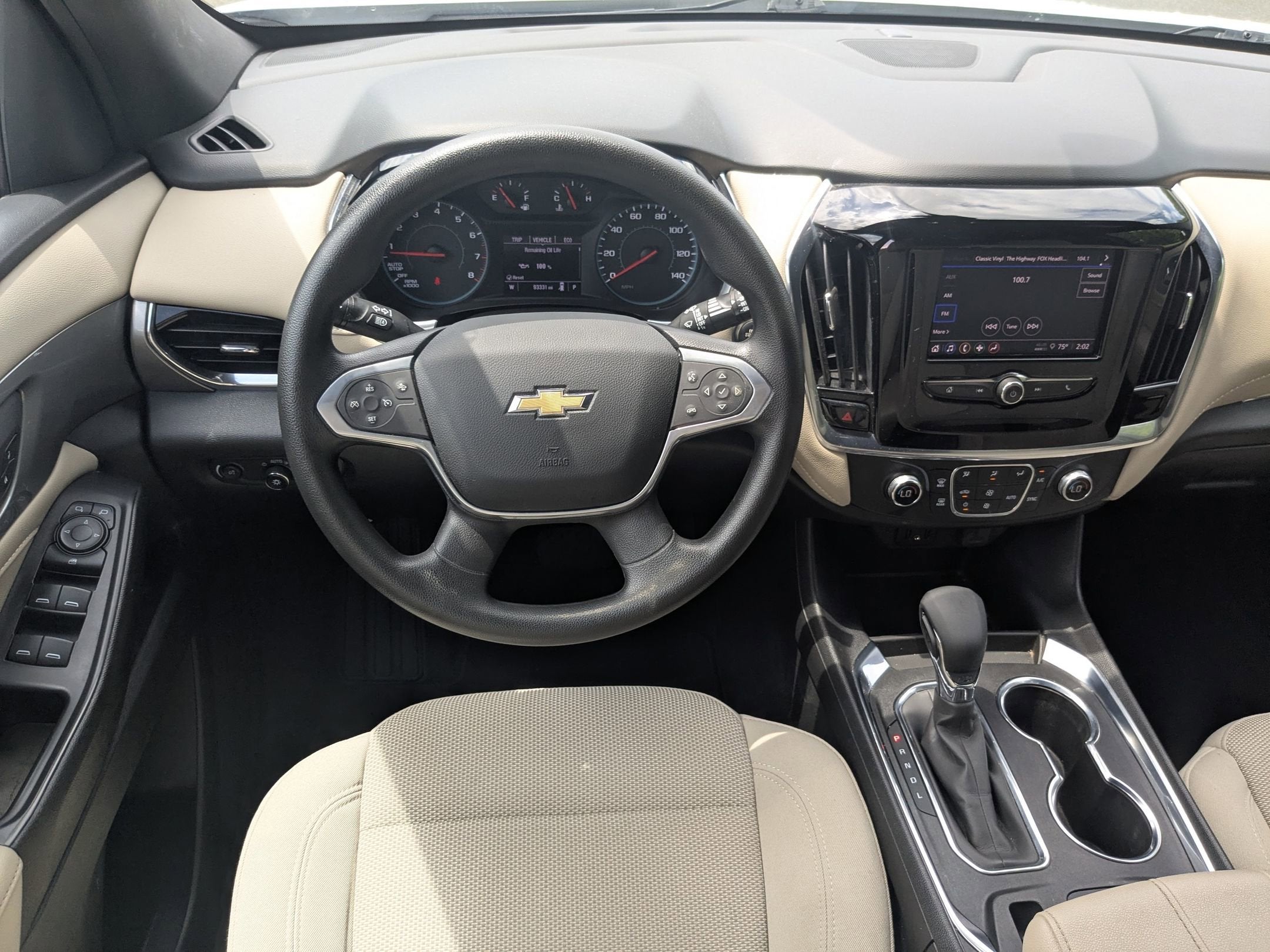 2022 Chevrolet Traverse LS