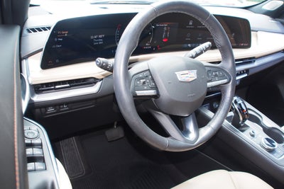 2024 Cadillac XT4 FWD Premium Luxury