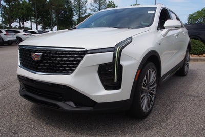 2024 Cadillac XT4 FWD Premium Luxury