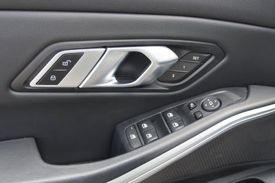 2023 BMW 3 Series 330i