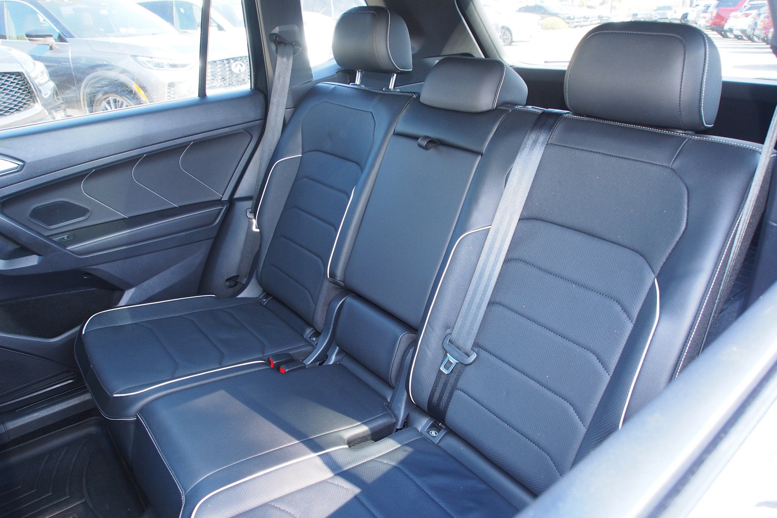 2022 Volkswagen Tiguan SEL R-Line