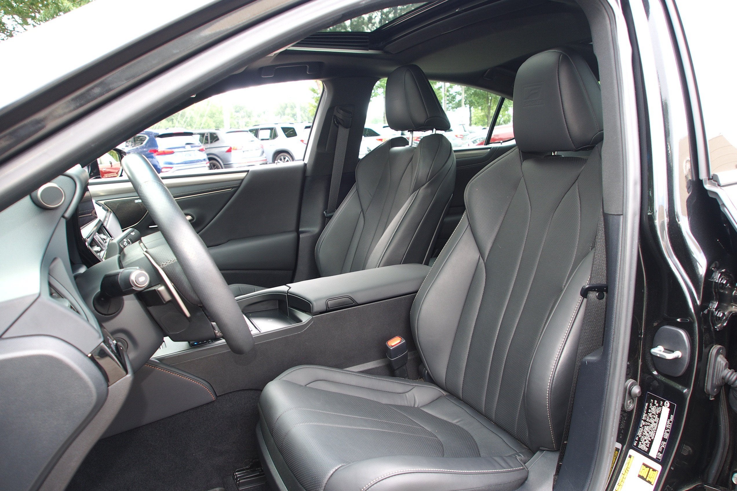 2024 Lexus ES ES 300h F SPORT Handling
