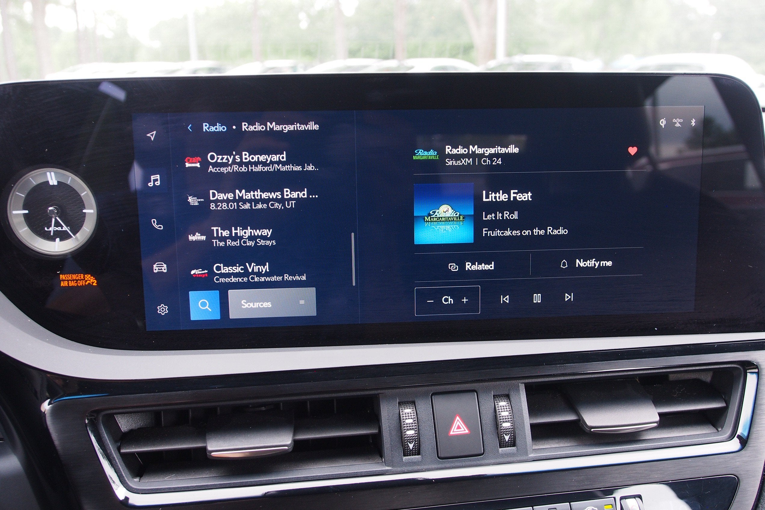 2024 Lexus ES ES 300h F SPORT Handling